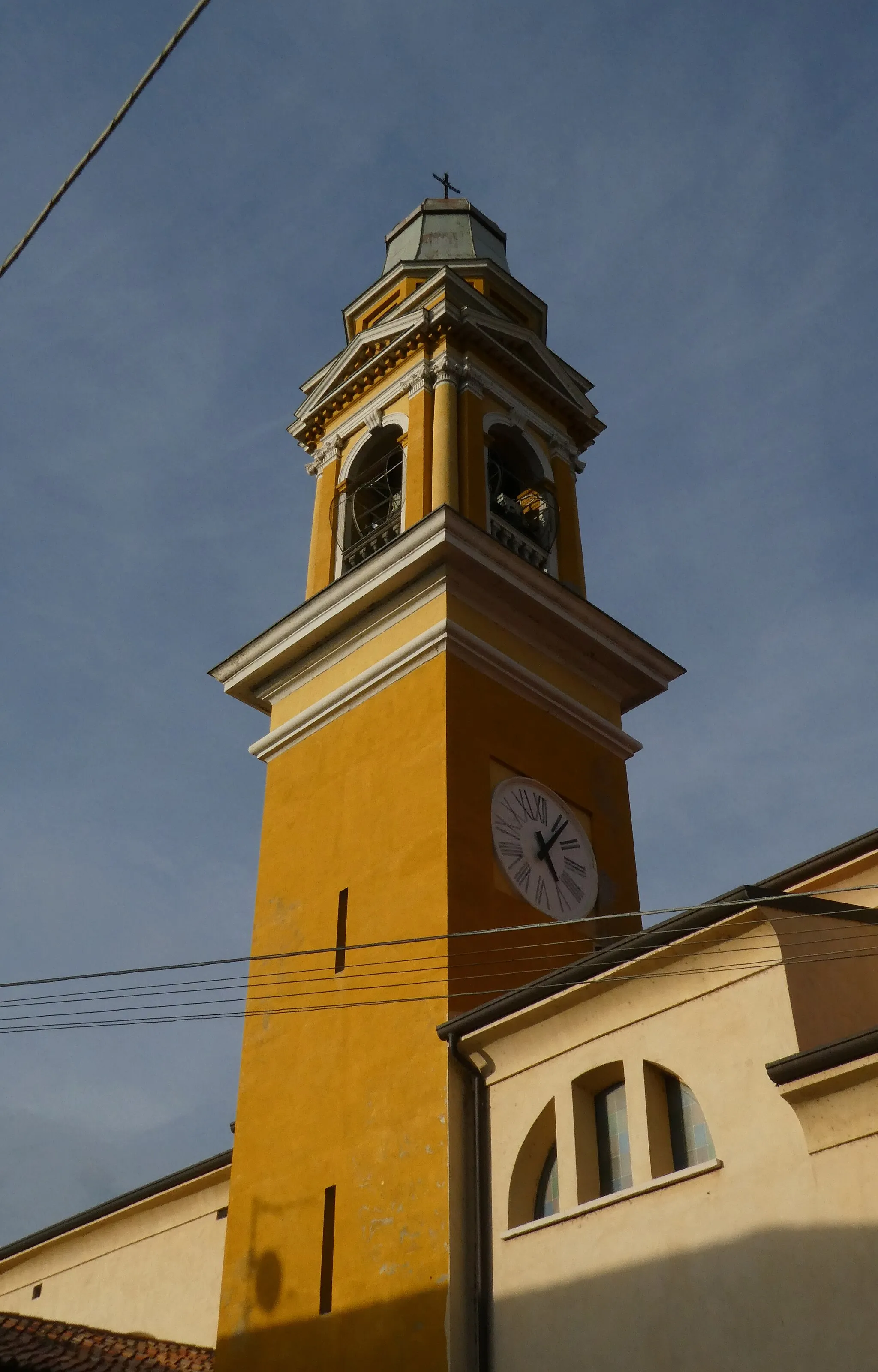 Photo showing: Volargne (Dolcè, Veneto, Italy), Saint Martin of Tours church - Belltower