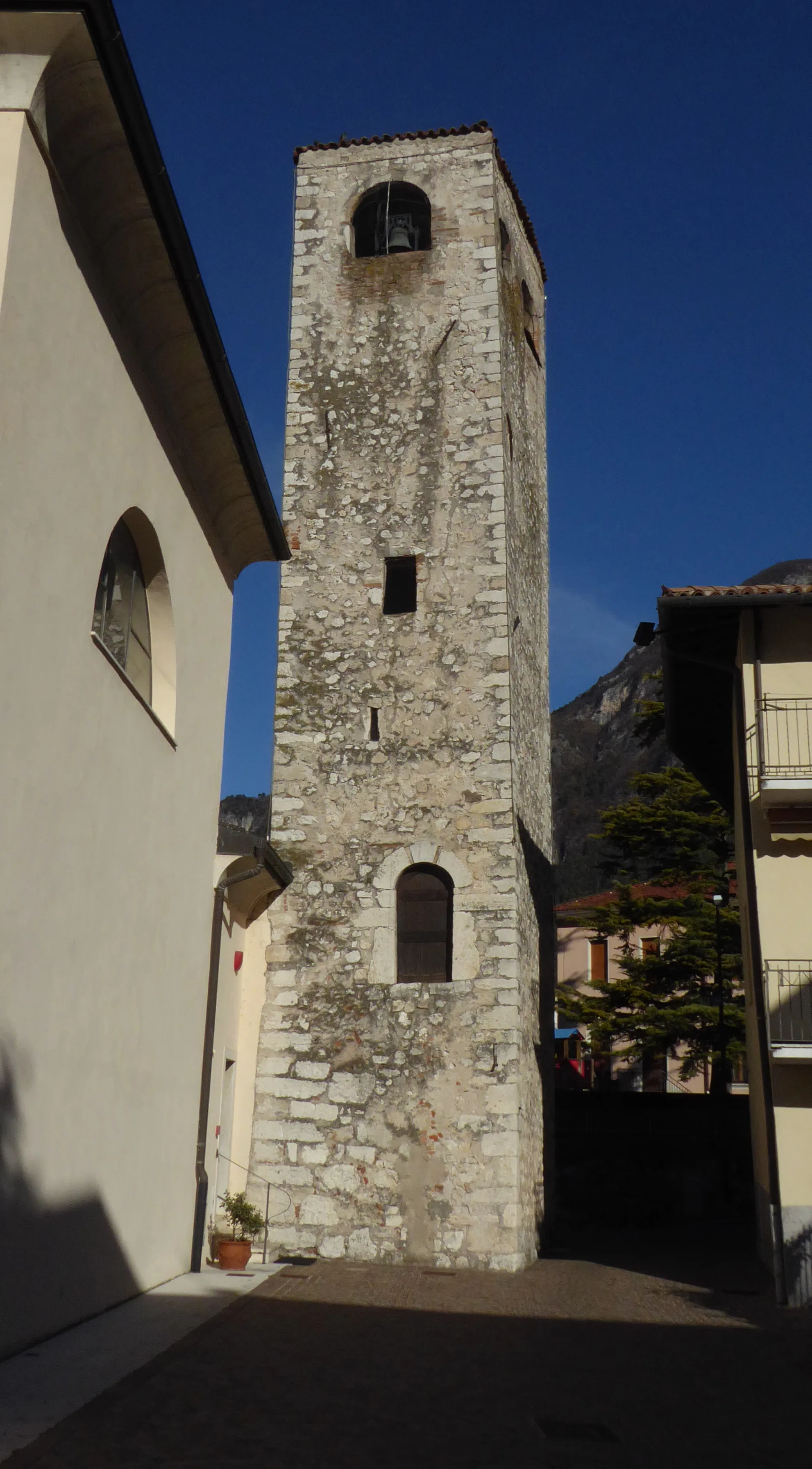 Photo showing: Santa Margherita (Ala, Trentino, Italy), Saint Margaret church - Belltower