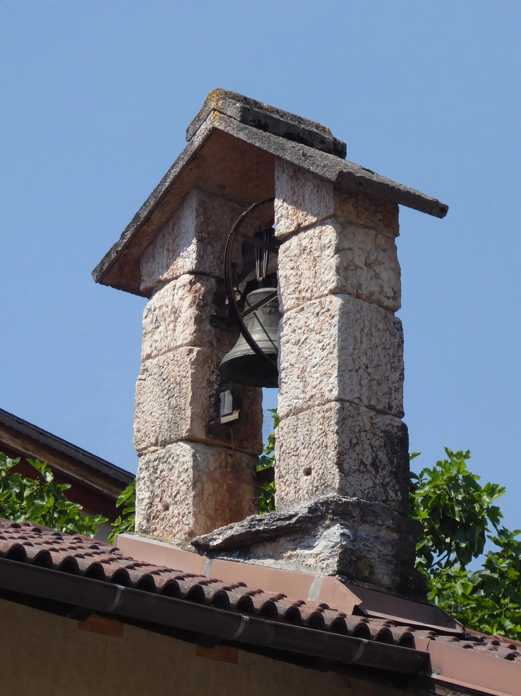 Photo showing: Sorne (Brentonico, Trentino, Italy), Saint Charles Borromeo church - Bell gable