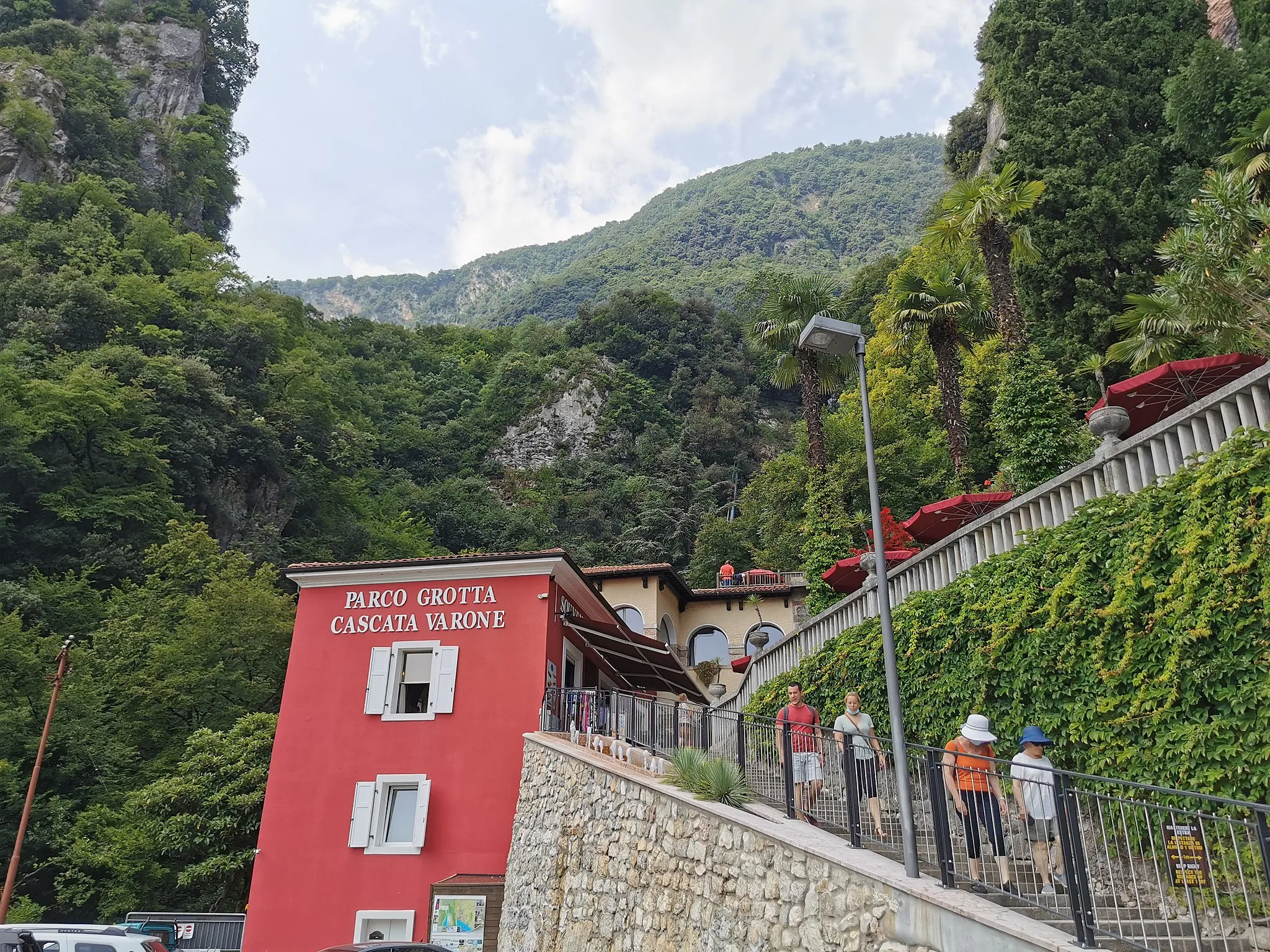 Photo showing: Parco Grotta Cascata Varone, Tenno, province of Trento, Italy