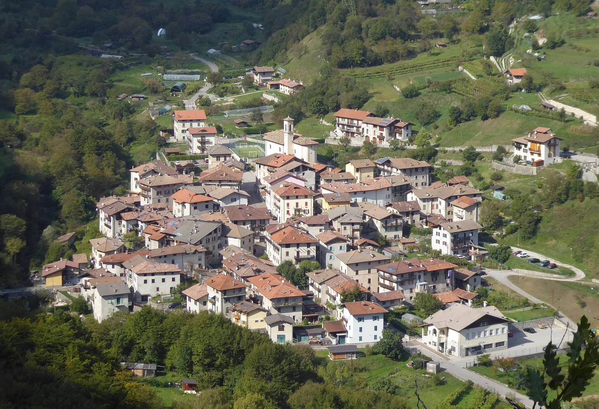 Photo showing: Pré di Ledro as seen from the Madonna del Cinal shrine (Ledro, Trentino)