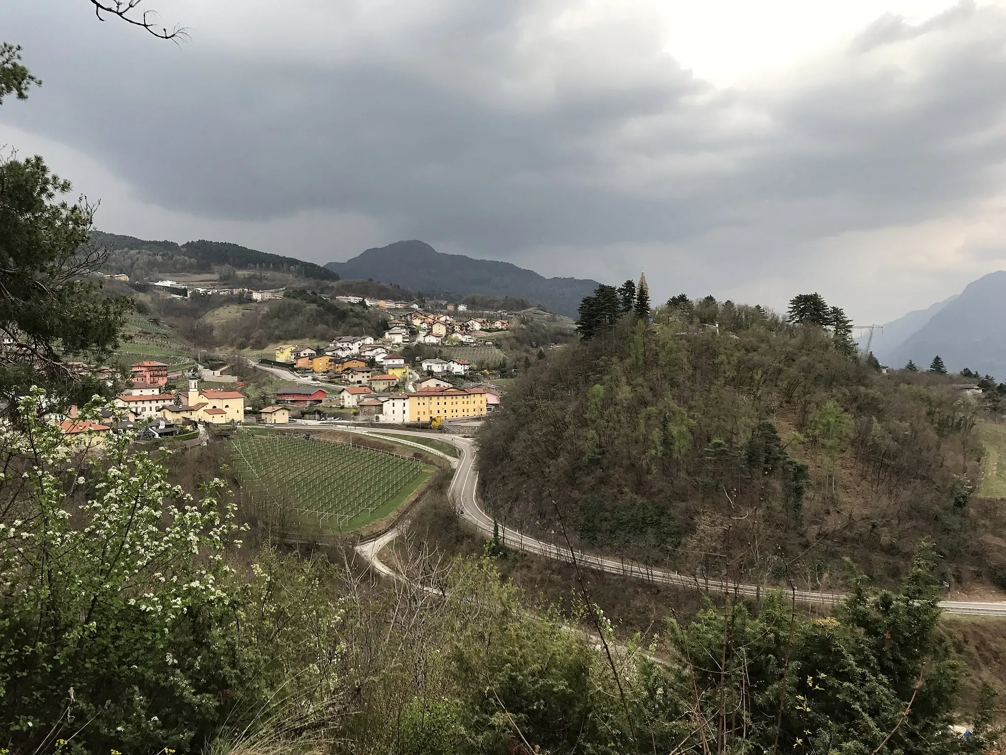 Photo showing: Gazzadina landscape