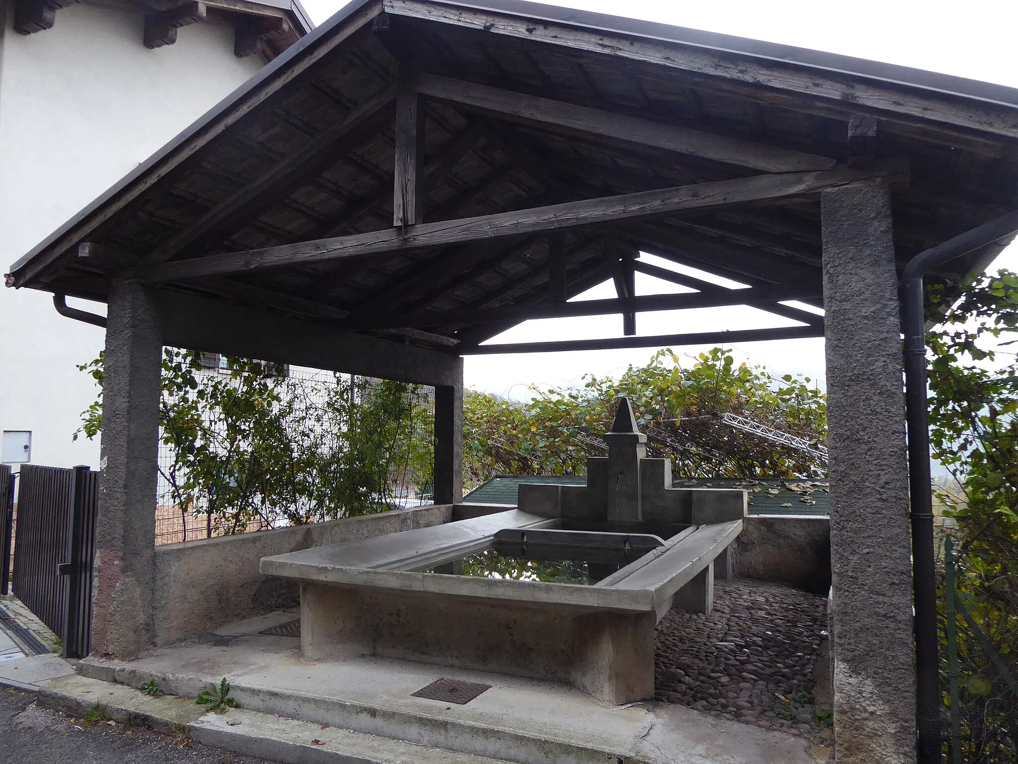 Photo showing: Meano (Trentino, Italy) - Fountain