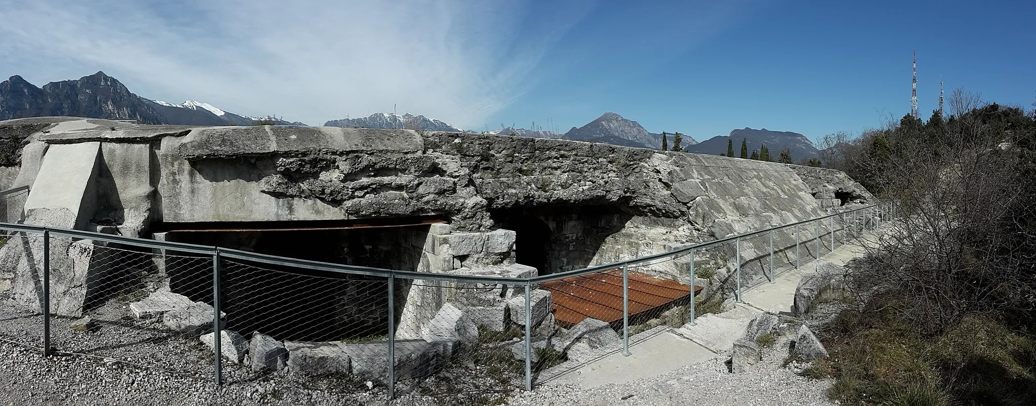 Photo showing: Batteria monte Brione