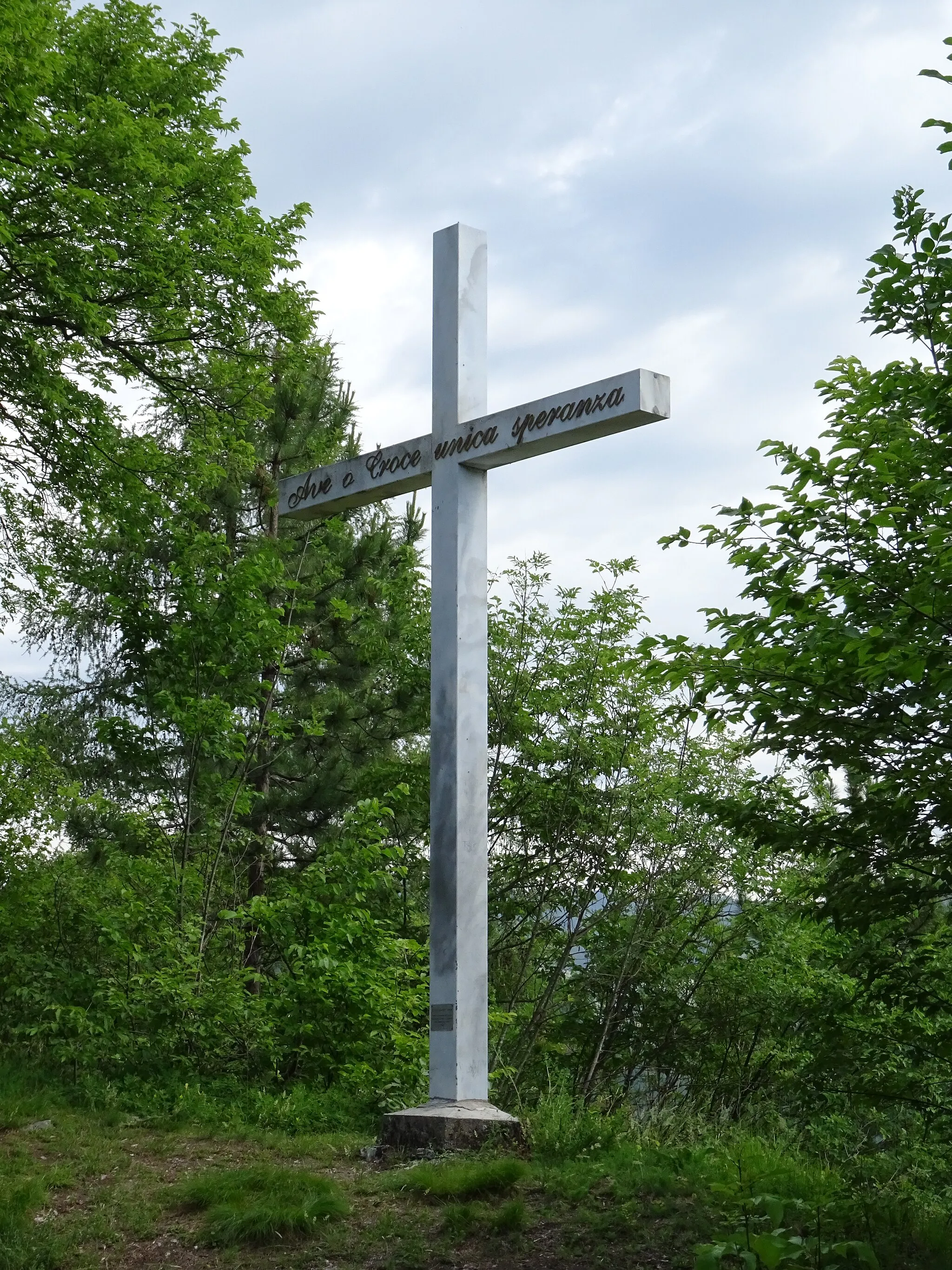 Photo showing: Doss di Castel Vedro cross (Villamontagna, Trento, Italy)