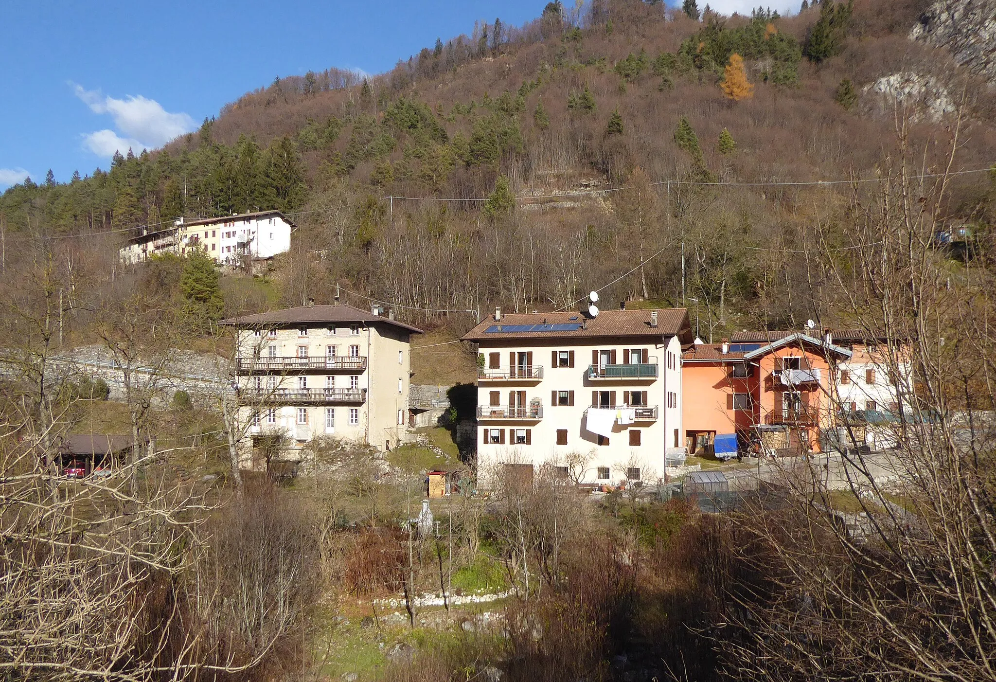 Photo showing: Speccheri (Vallarsa, Trentino, Italy) - Glimpse