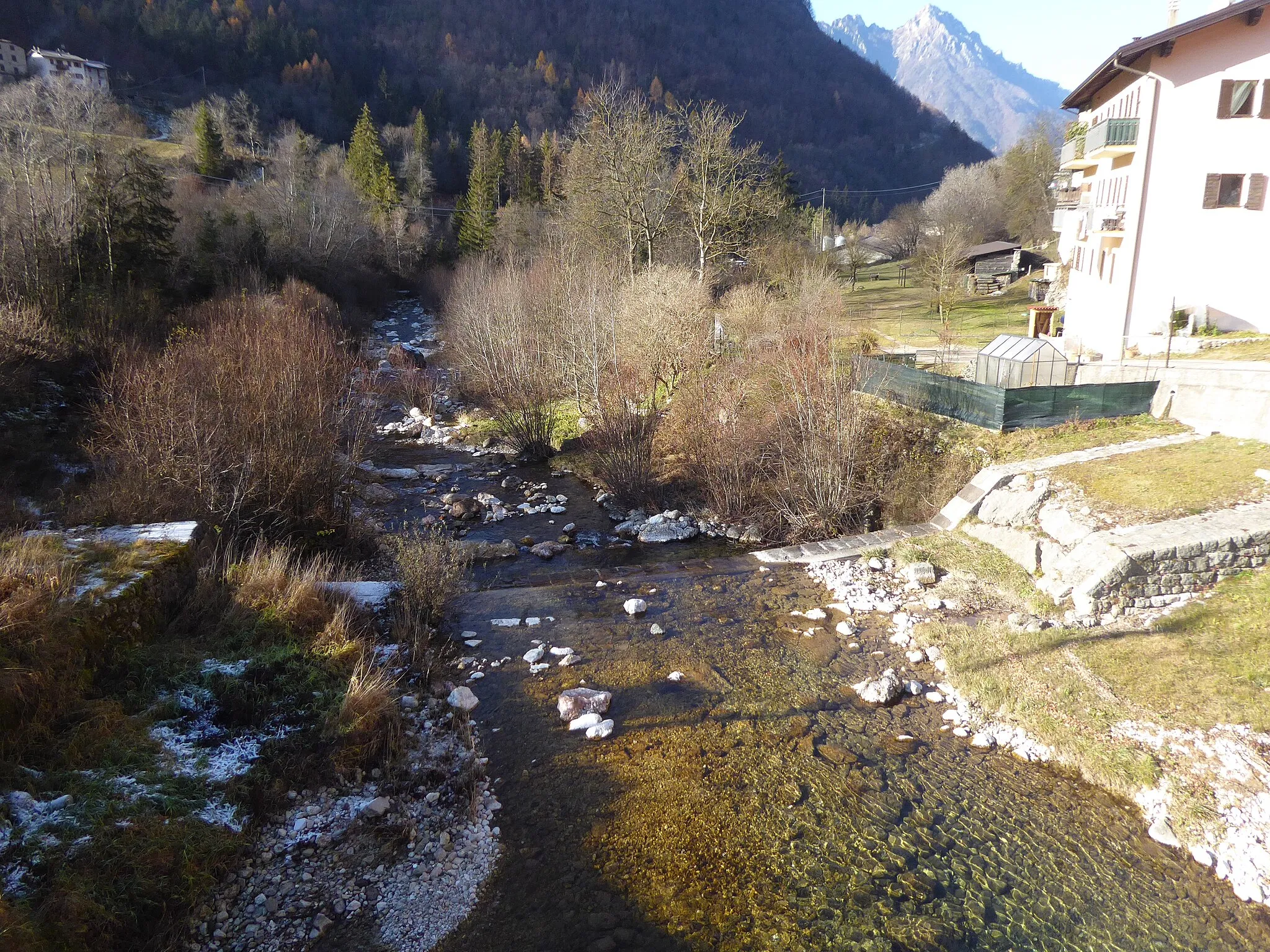 Photo showing: The river Leno of Vallarsa in Speccheri (Vallarsa, Trentino, Italy)