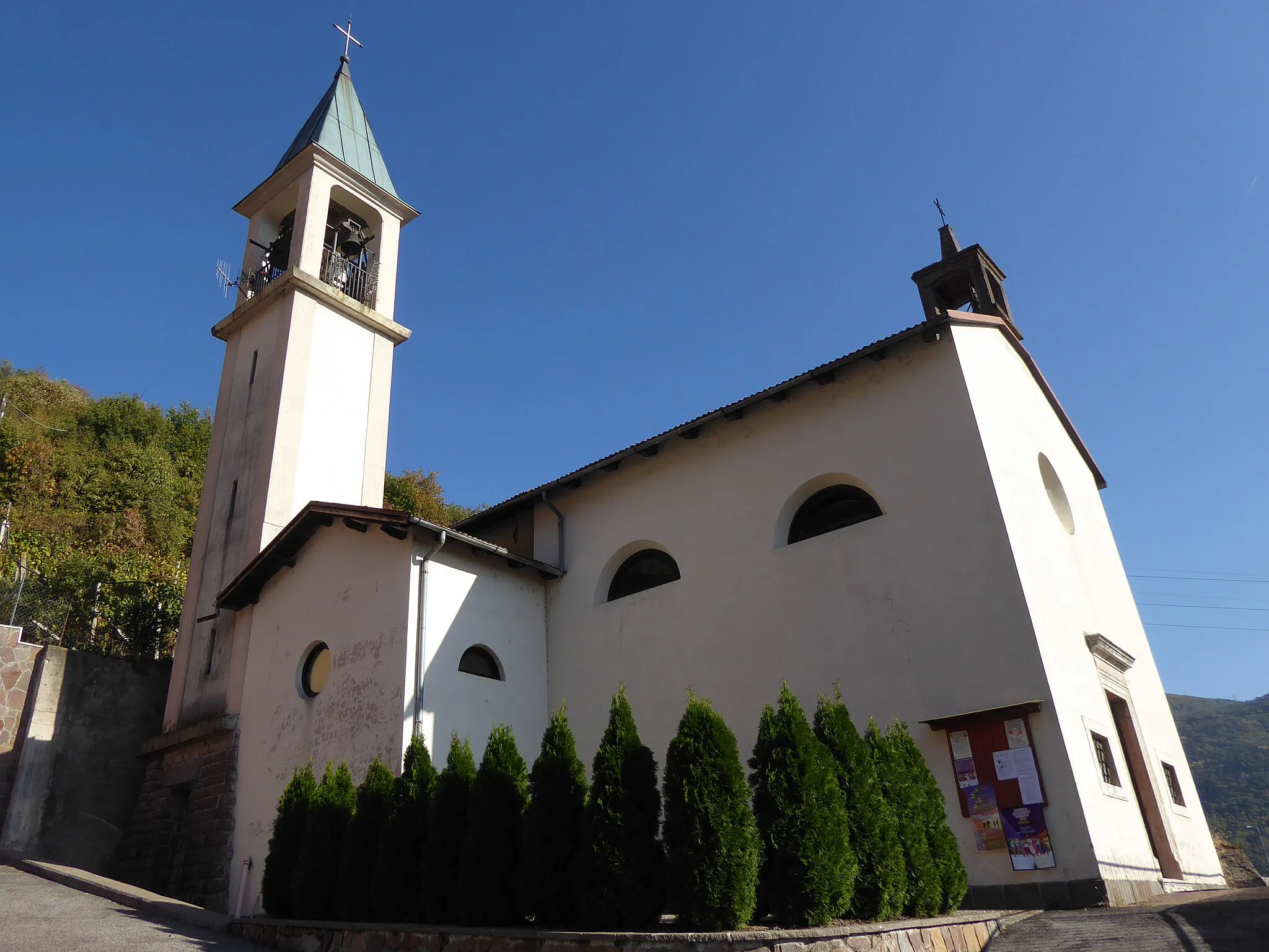 Photo showing: The church of Our Lady of Sorrows in Mosana (Giovo, Trentino, Italy)