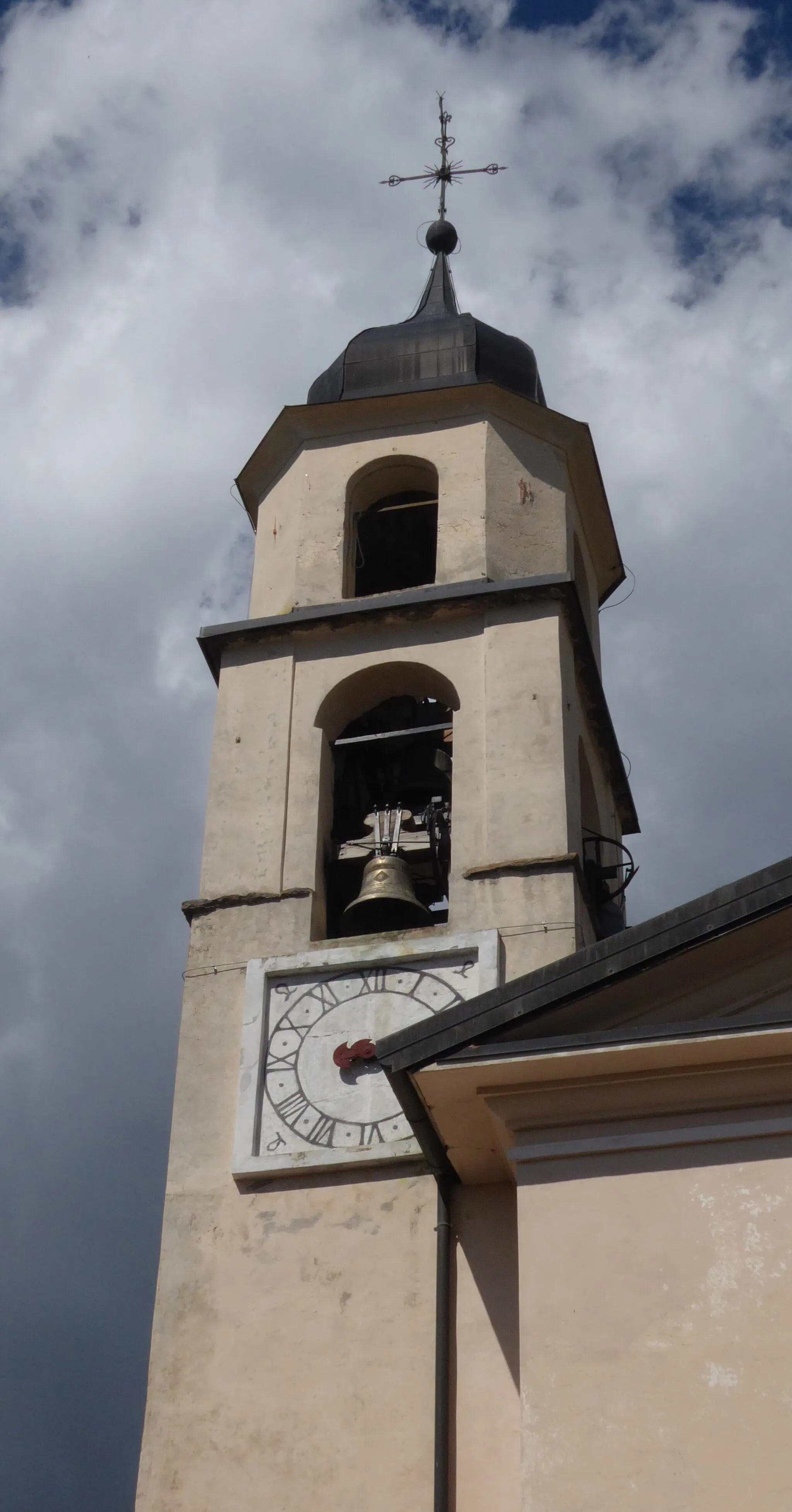 Photo showing: San Felice (Fierozzo, Trentino, Italy), Saint Felix of Nola church - Belltower