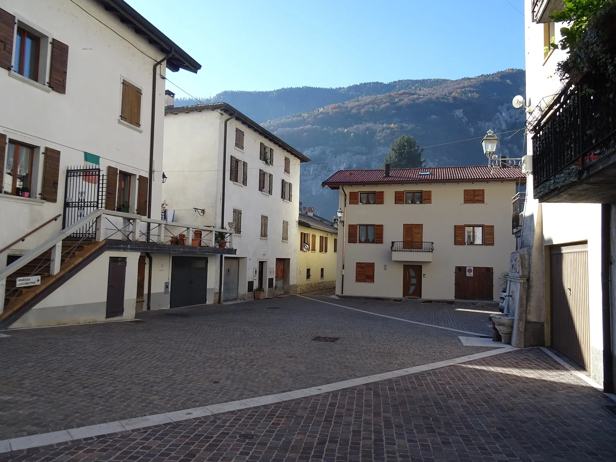 Photo showing: Primolano (Valbrenta, Veneto, Italy) - Glimpse