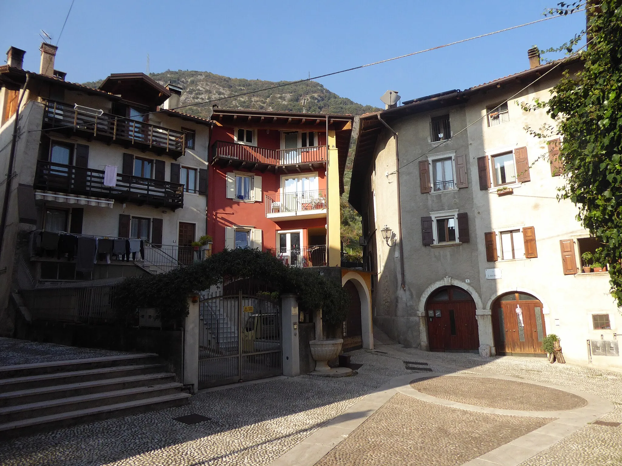 Photo showing: Varignano (Arco, Trentino, Italy) - Glimpse