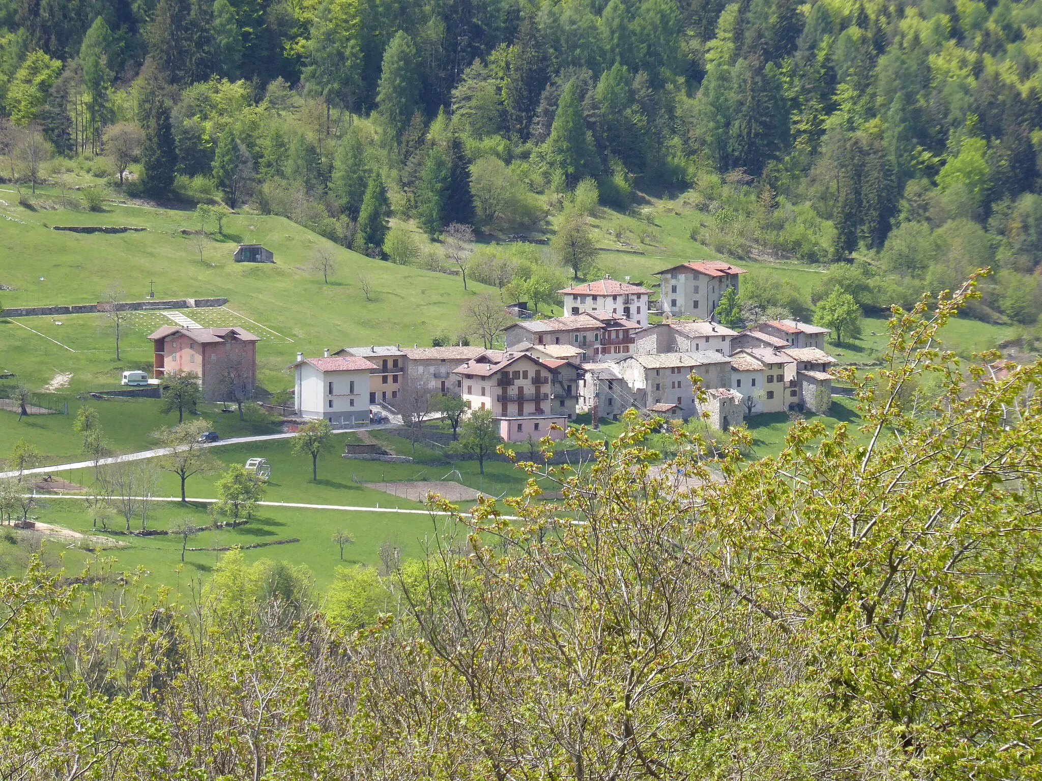 Photo showing: Geroli as seen from Masetto (Terragnolo, Trentino, Italy)