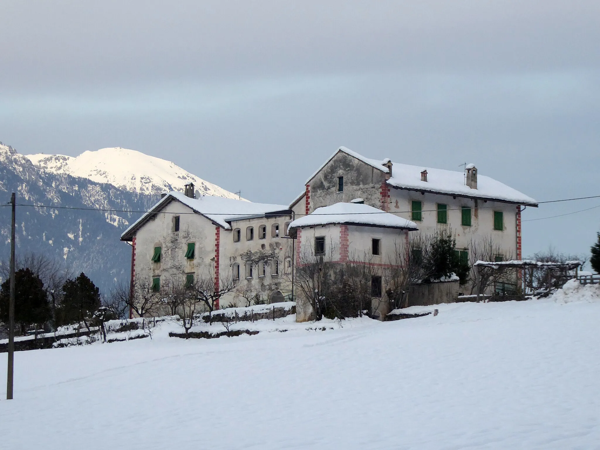 Photo showing: Visle (Borgo Valsugana, Trentino, Italy), Maso Dordi