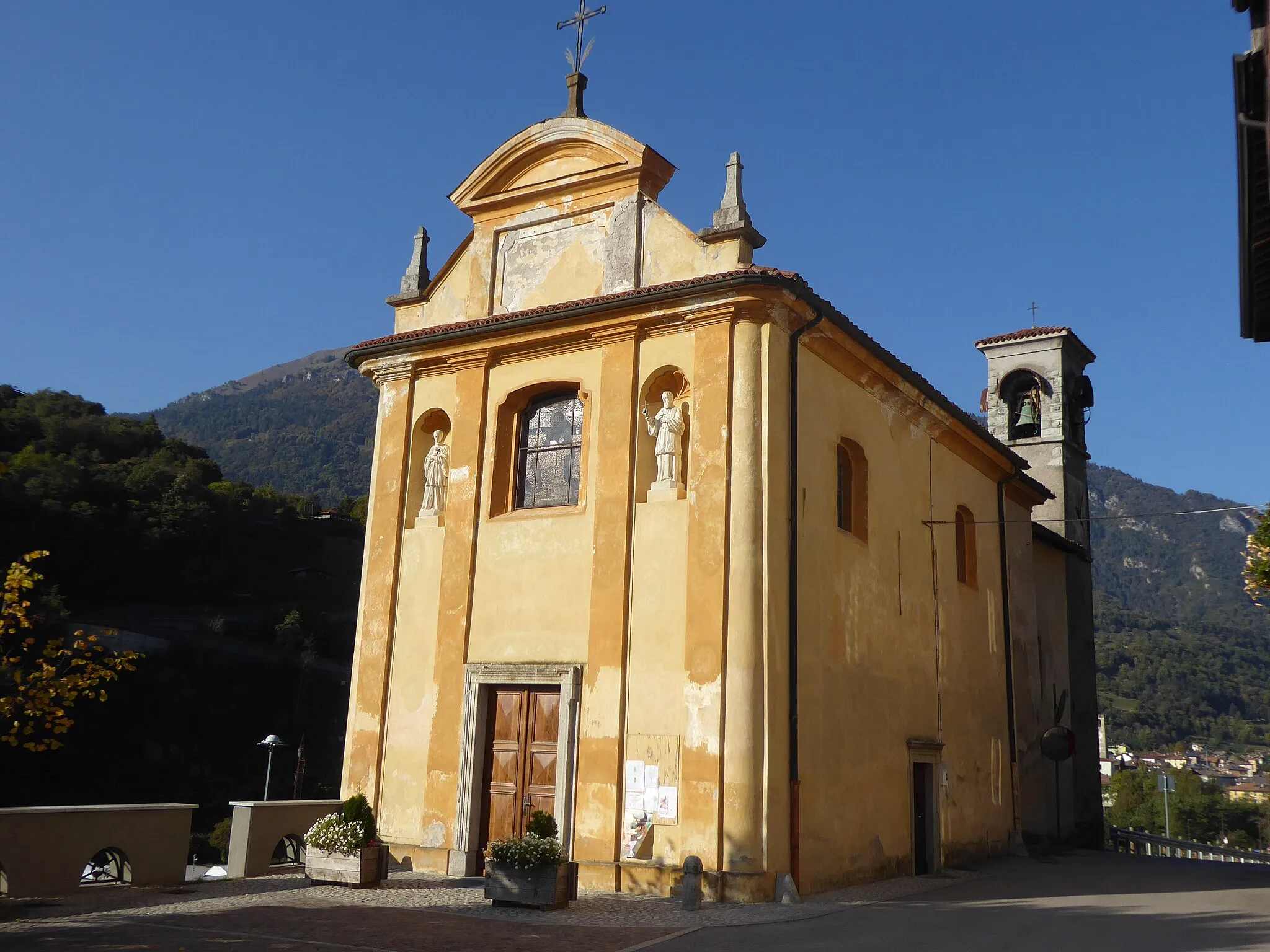 Photo showing: Cologna (Pieve di Bono-Prezzo, Trentino, Italy), Saint Roch church