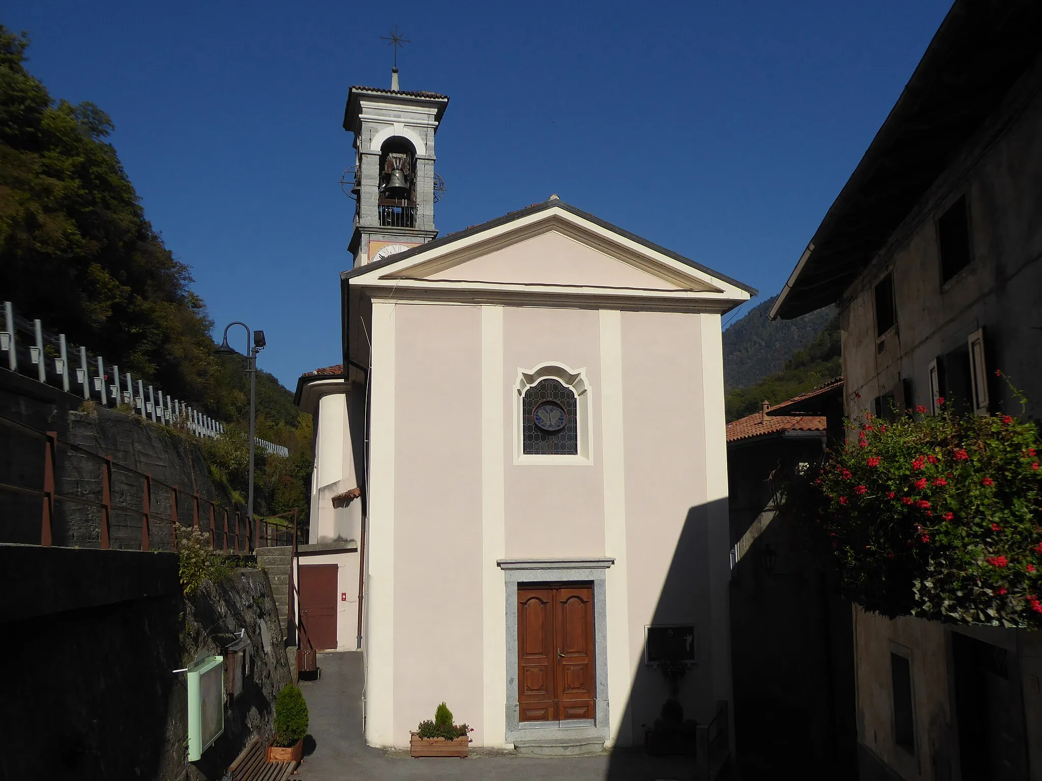 Photo showing: Agrone (Pieve di Bono-Prezzo, Trentino, Italy), Saint Anthony the Great church