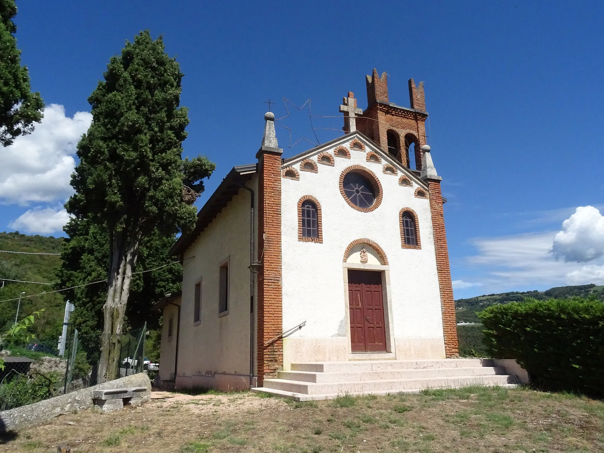 Photo showing: Braga (Caprino Veronese, Veneto, Italy), Immacolata church