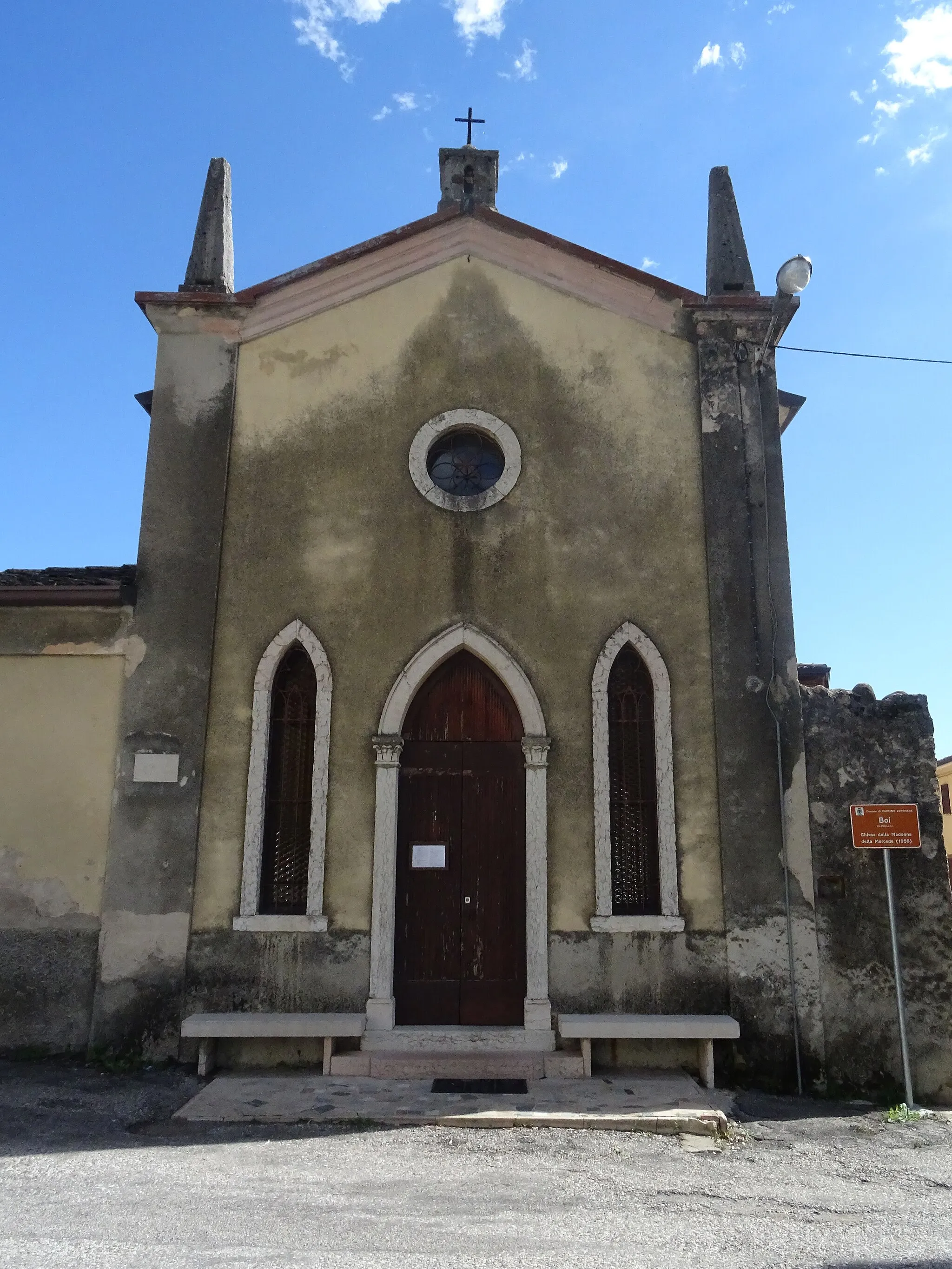Photo showing: Boi (Caprino Veronese, Veneto, Italy), Our Lady of Mercy oratory