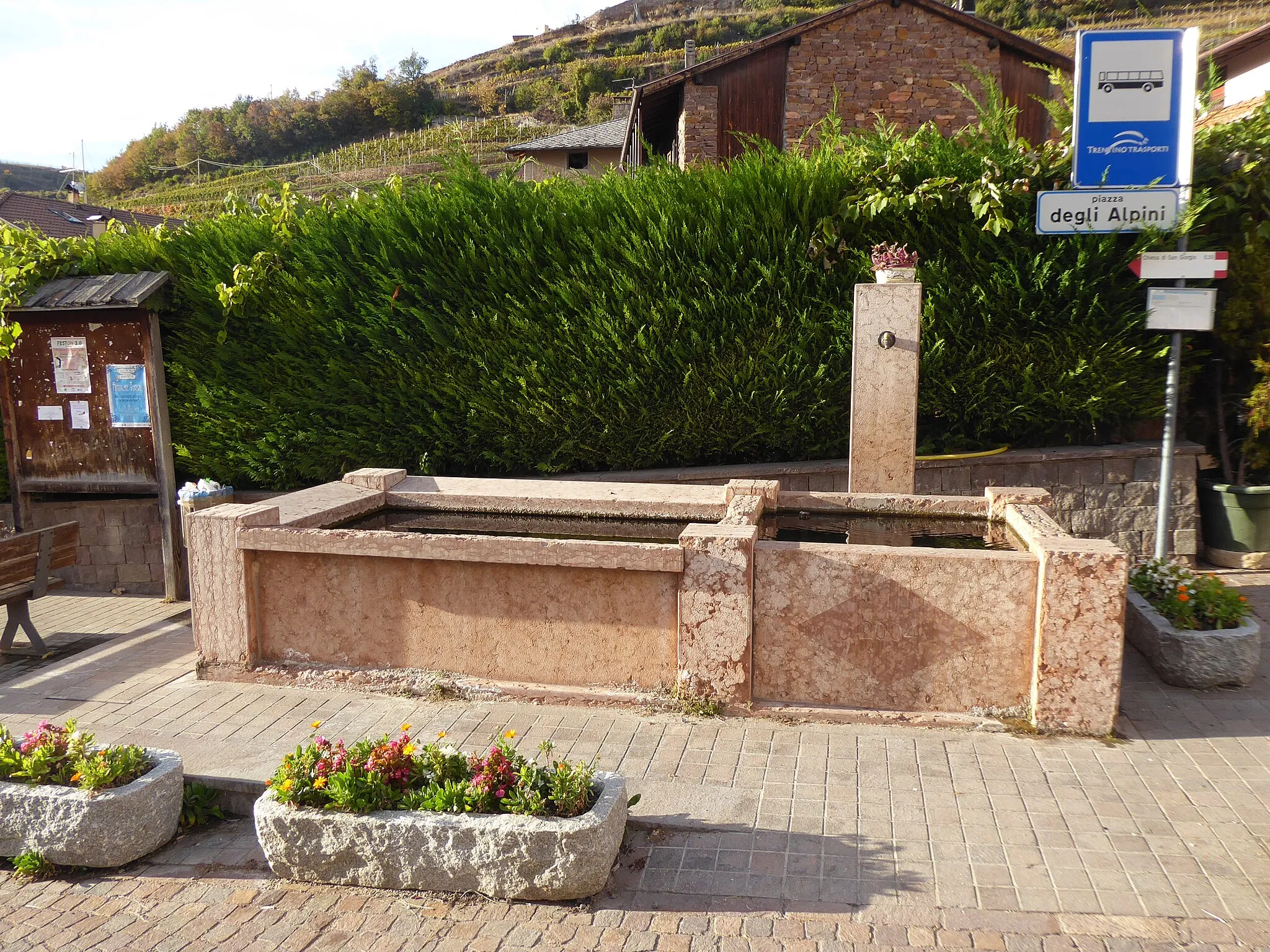 Photo showing: Palù di Giovo (Giovo, Trentino, Italy) - Fountain