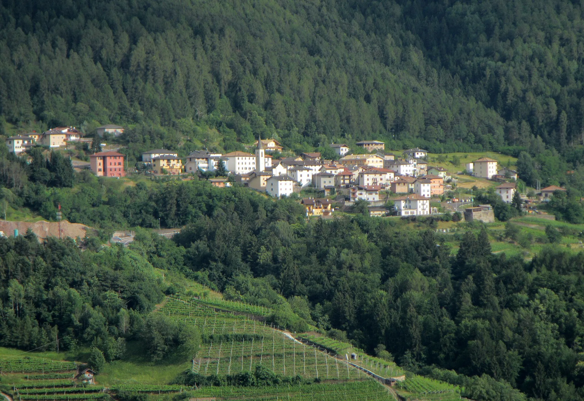 Photo showing: Sevignano, Segonzano - view from Faver