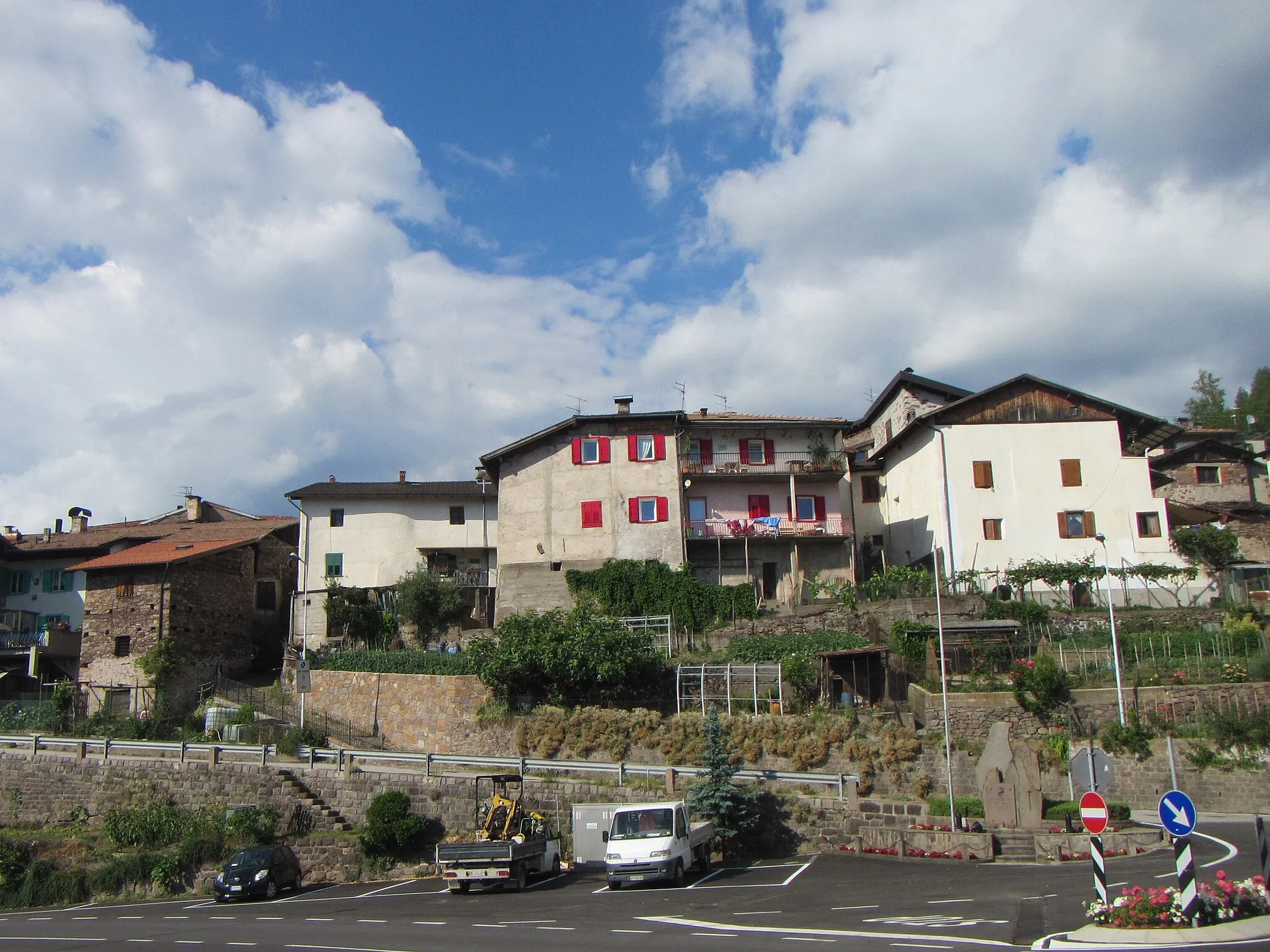 Photo showing: Sevignano, Segonzano