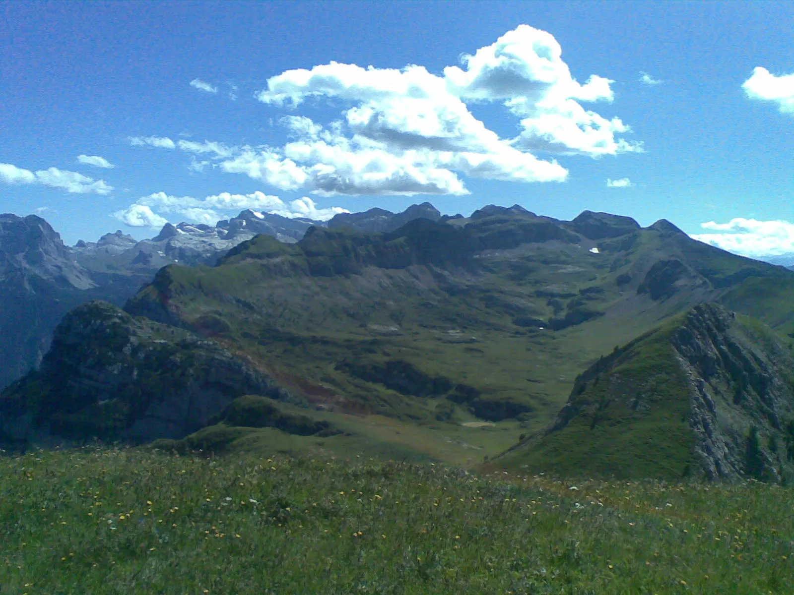 Photo showing: Vista sul Brenta dalla cima del Peller, Dolomiti di Brenta. Val Nana.