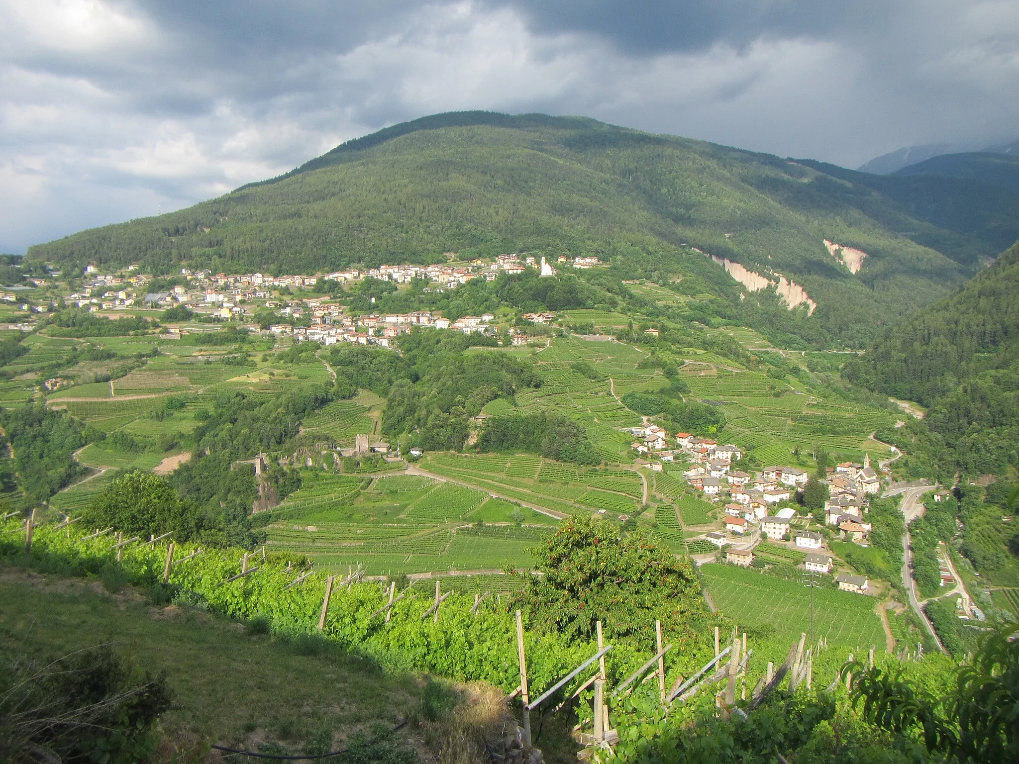 Photo showing: Segonzano - view from Faver
