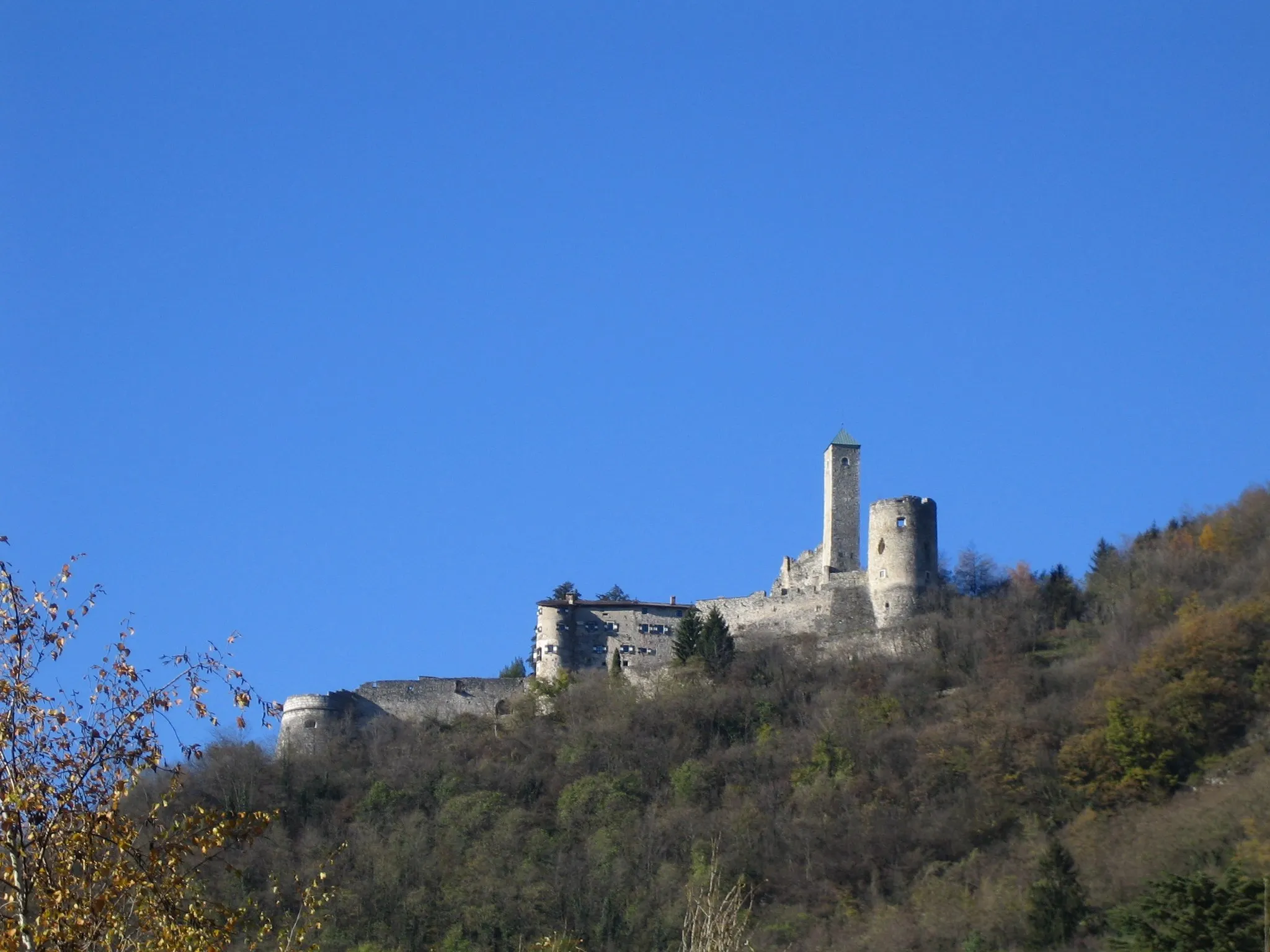 Photo showing: Borgo castle named Castel Telvana

own work