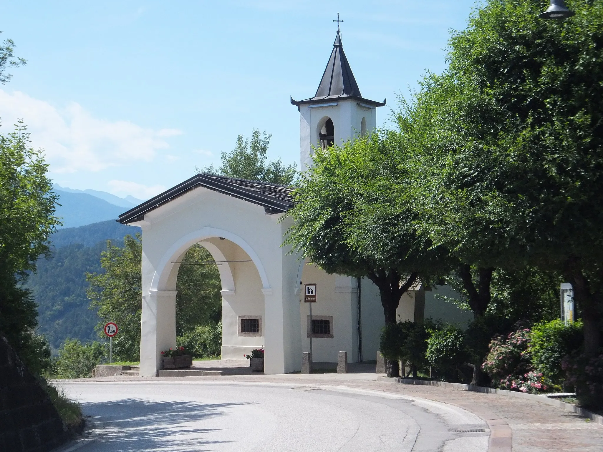 Photo showing: Albiano (Trentino, Italy) - Church of Saint Anthony