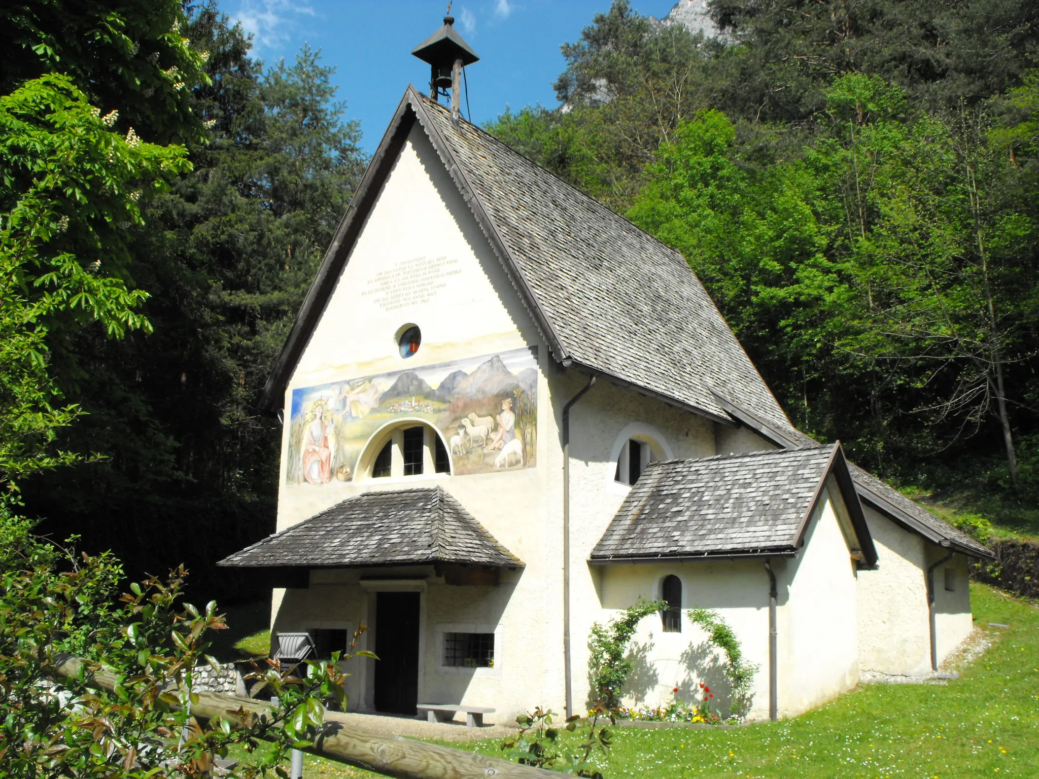 Photo showing: Church of "Madonna della Rocchetta", Ospedaletto, Trentino-South Tirol (Italy)