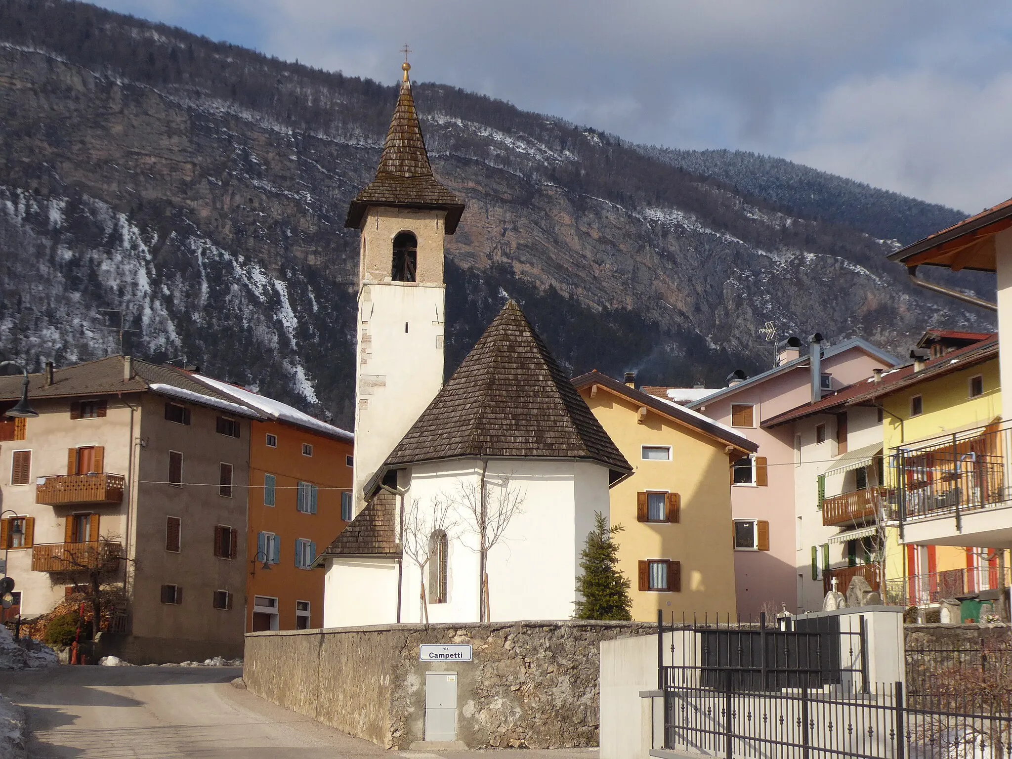 Photo showing: Cunevo (Contà, Trentino, Italy), Saint Lawrence church