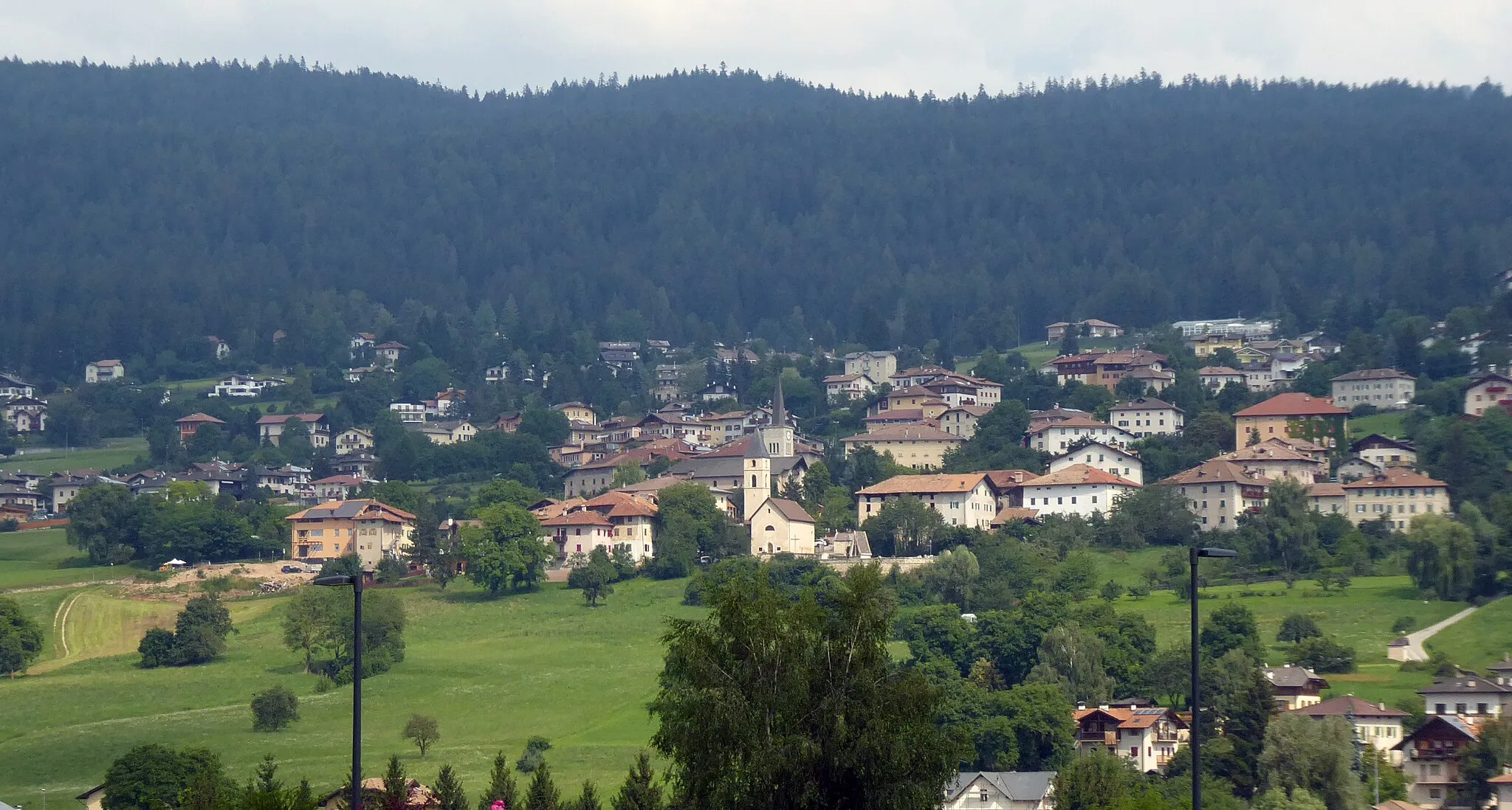 Photo showing: Ronzone (Trentino, Italy)