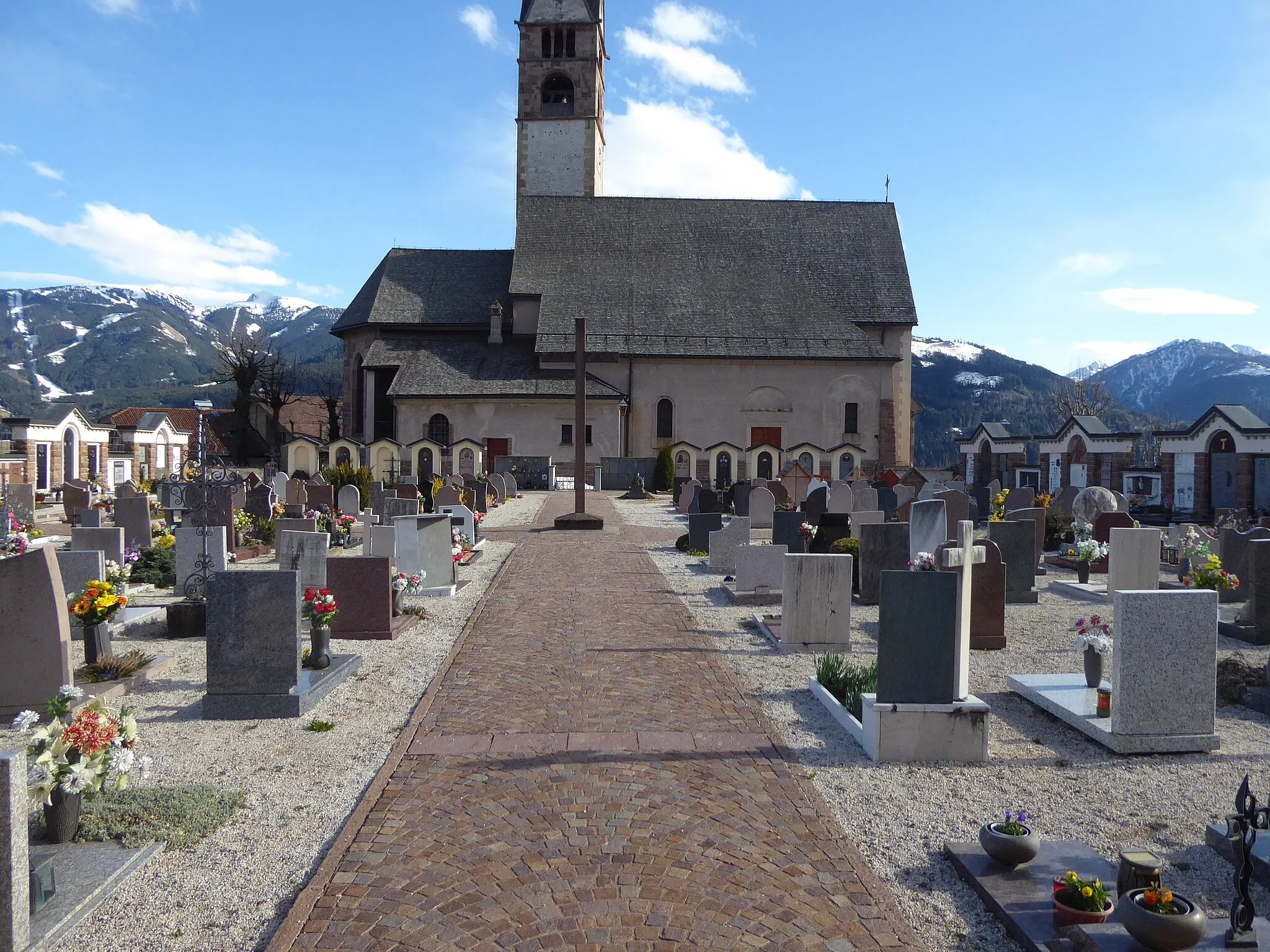Photo showing: Cemetery of Carano (Ville di Fiemme, Trentino, Italy)