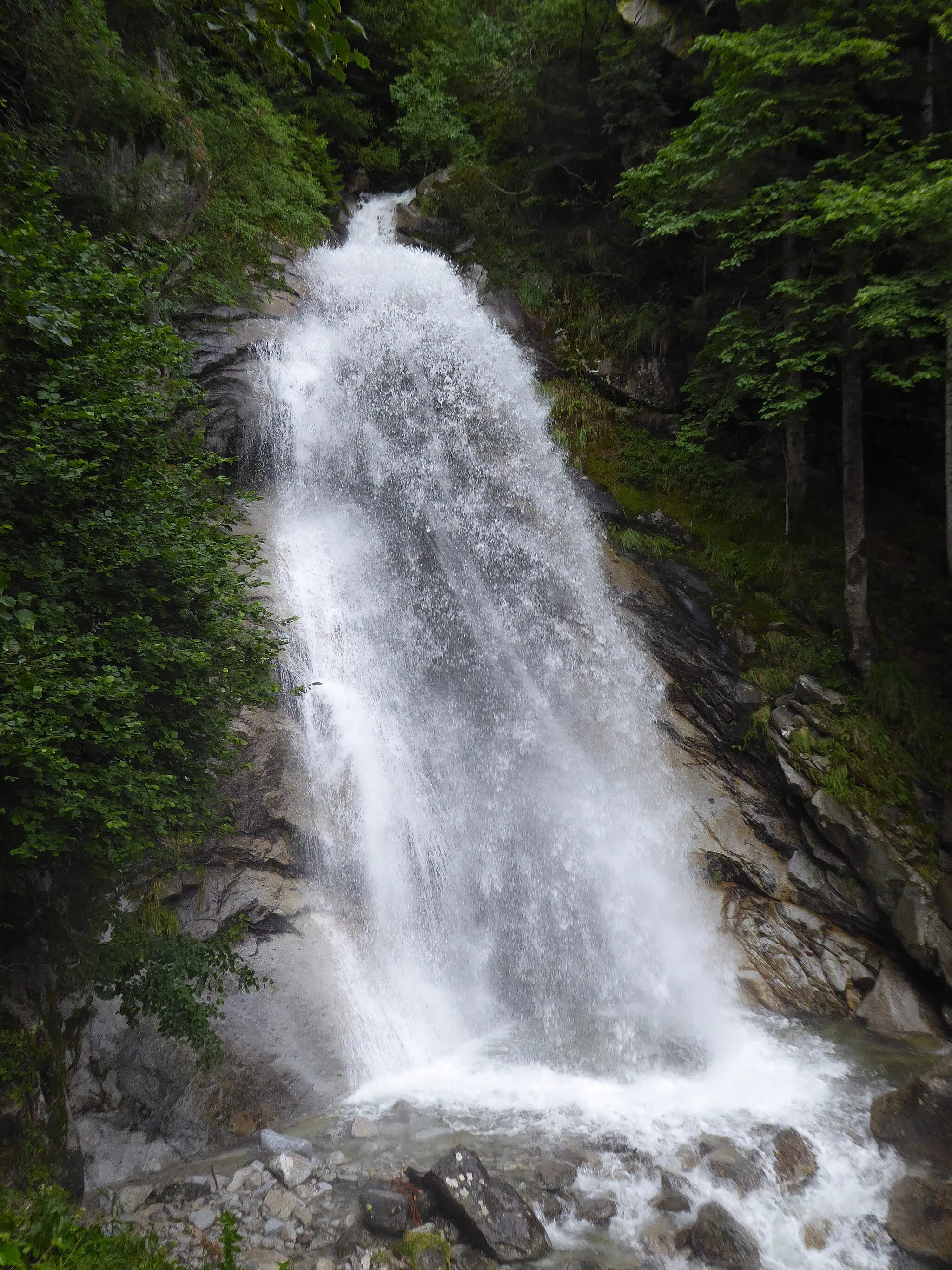 Photo showing: Brentana waterfall (Scurelle, Trentino, Italy)