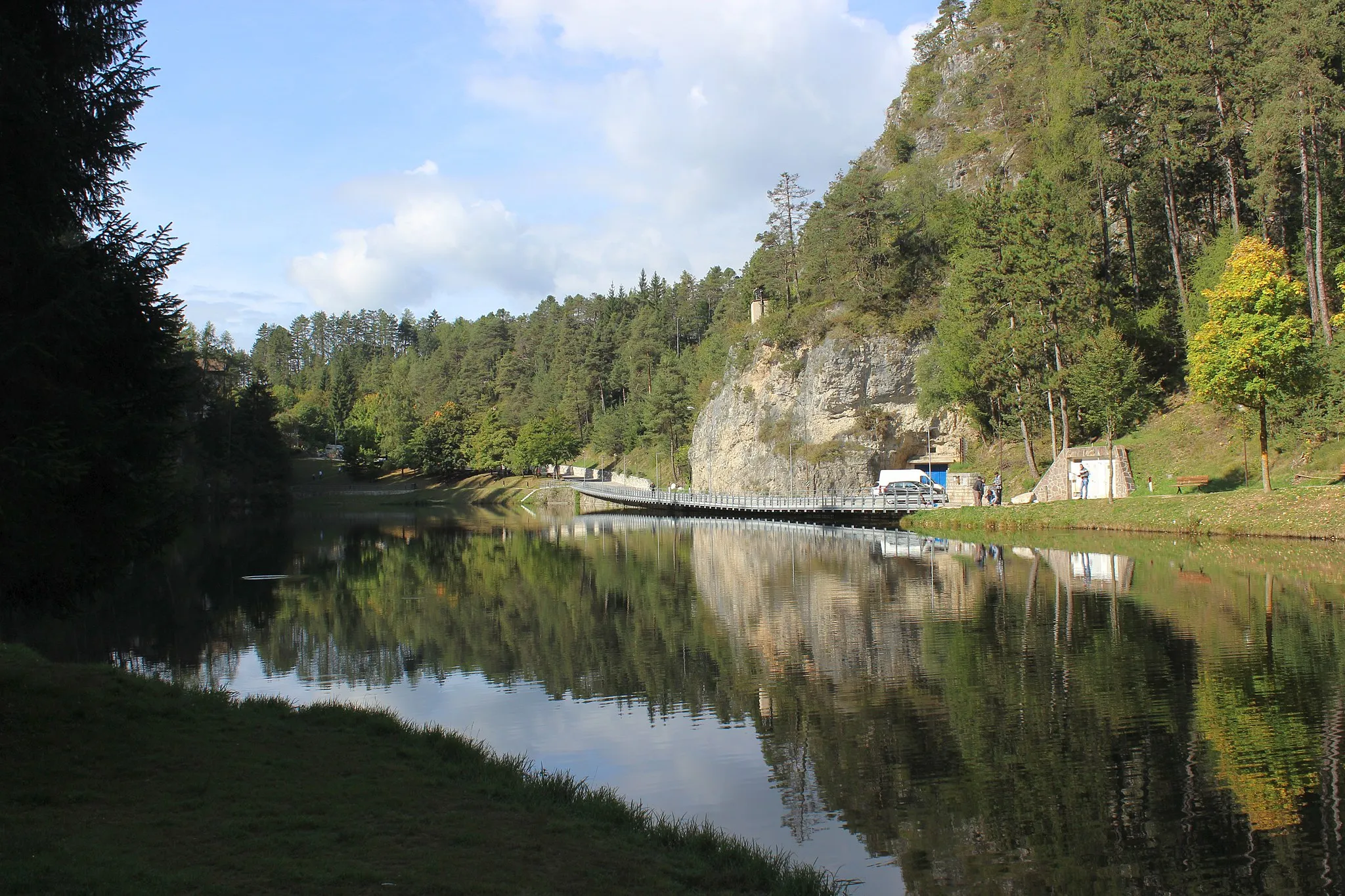 Photo showing: Lago Smeraldo in Fondo (TN)