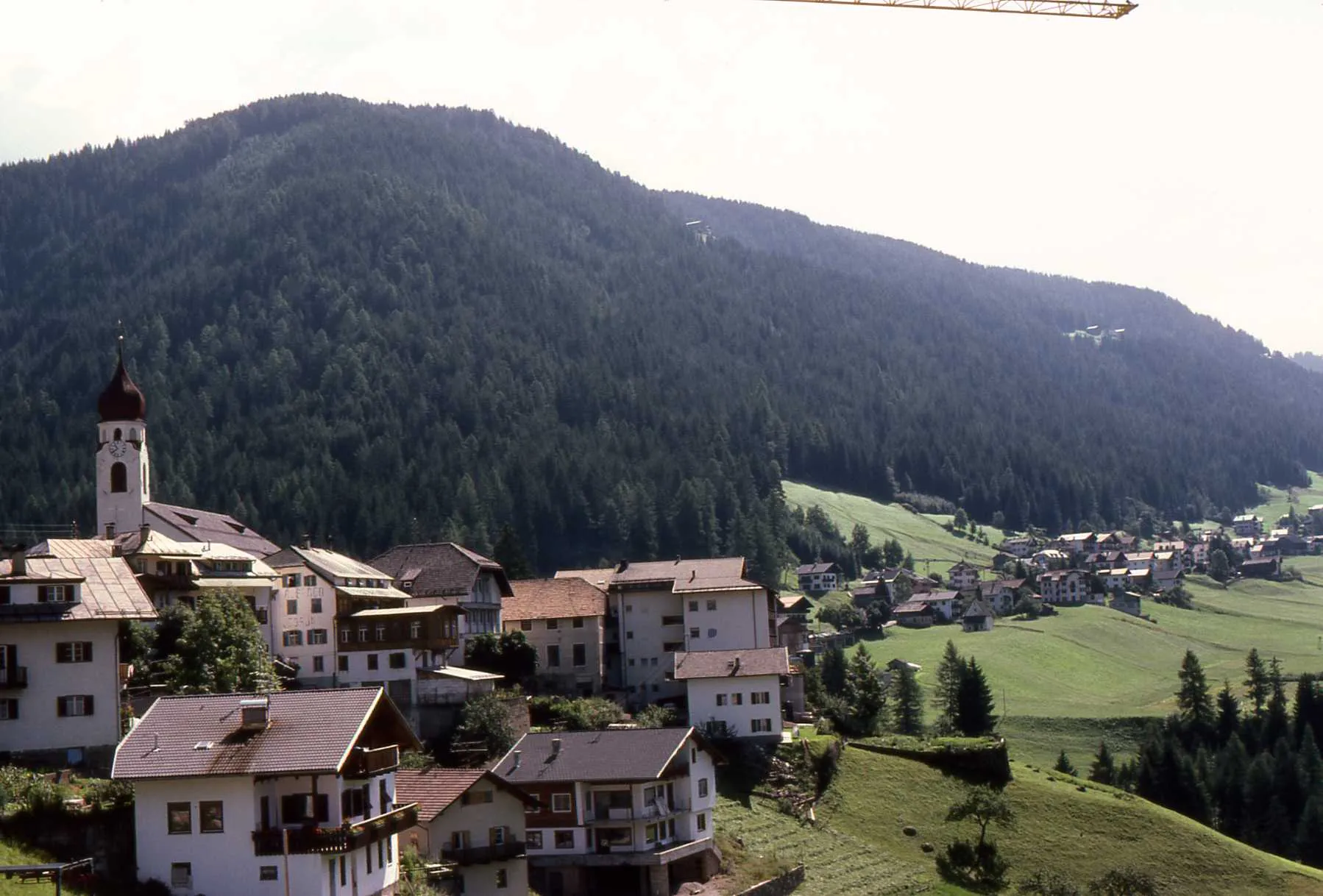 Photo showing: Welschnofen, Nova Levante, the centre part of the village with the characteristic campanile.