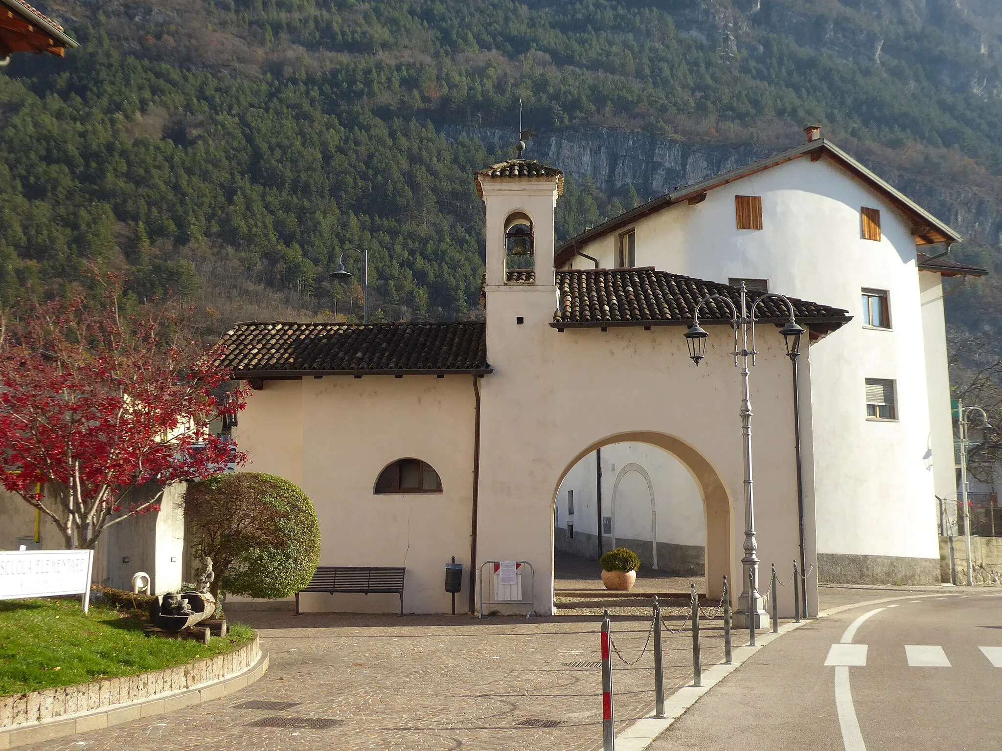 Photo showing: Besenello (Trentino, Italy), Our Lady of Mount Carmel chapel