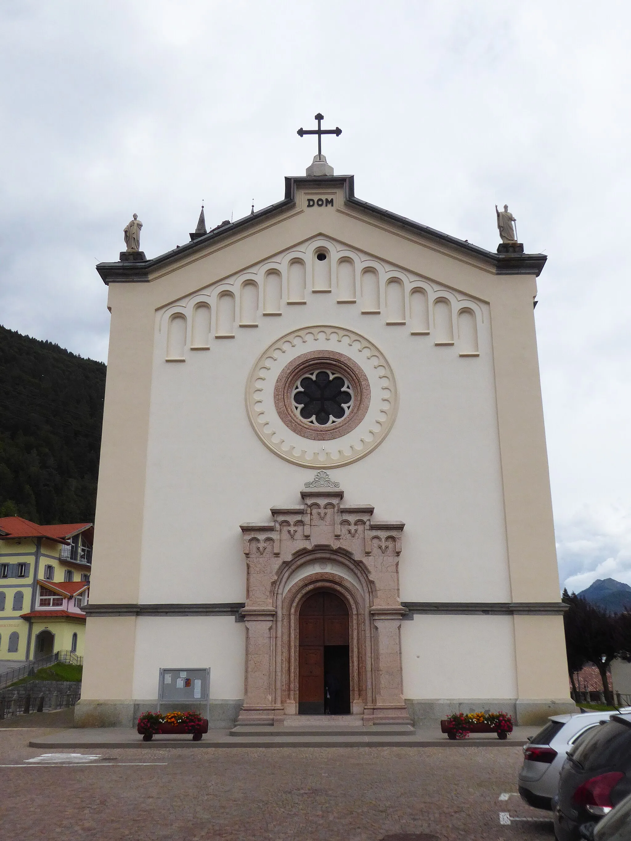 Photo showing: Breguzzo (Sella Giudicarie, Trentino, Italy), new Saint Andrew church