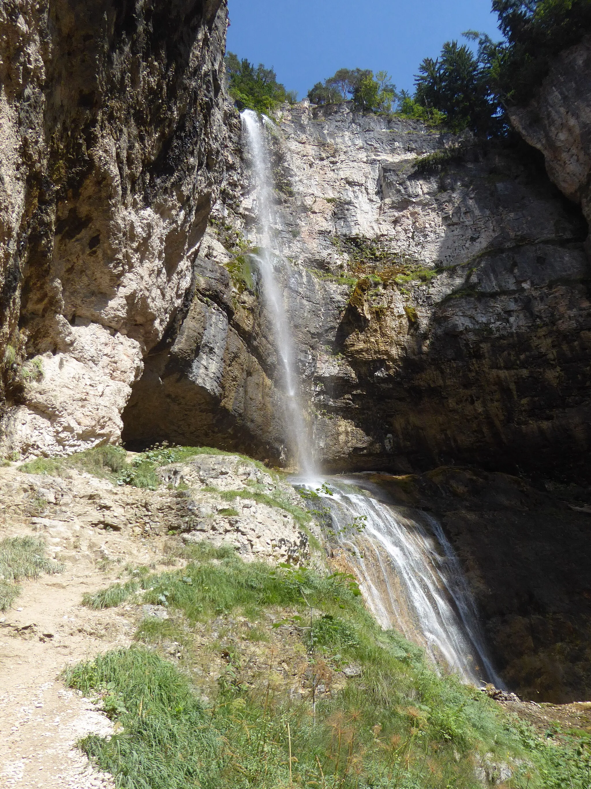 Photo showing: Waterfall of Tret (Borgo d'Anaunia, Trentino, Italy)