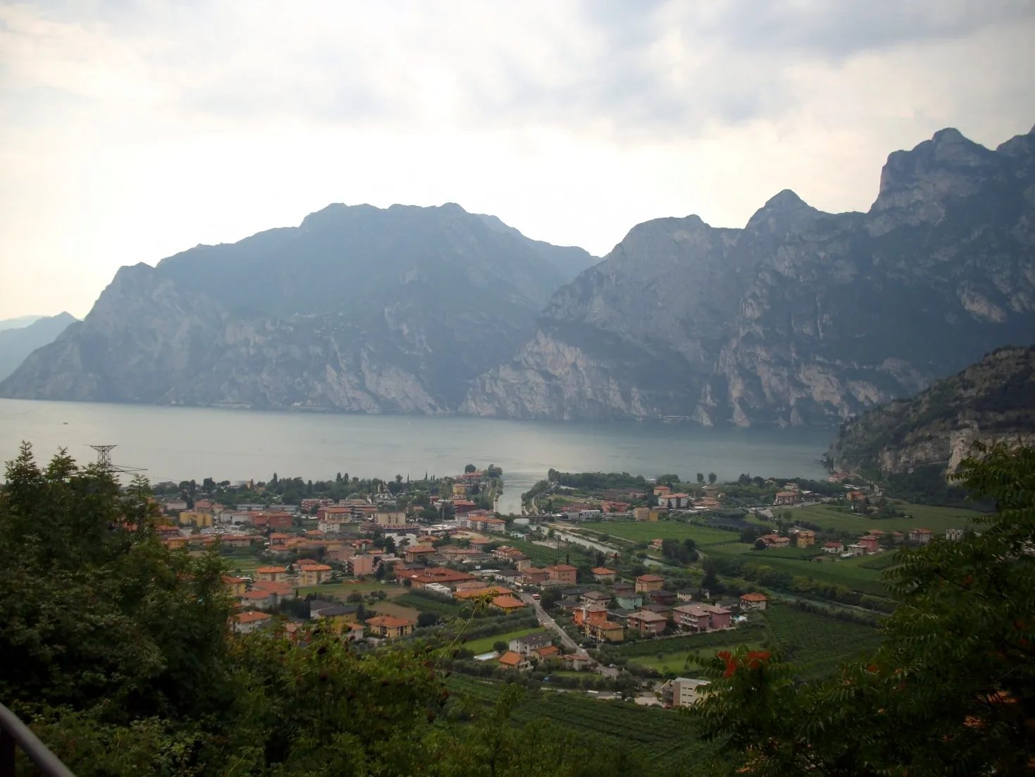Photo showing: Blick auf den Gardasee
