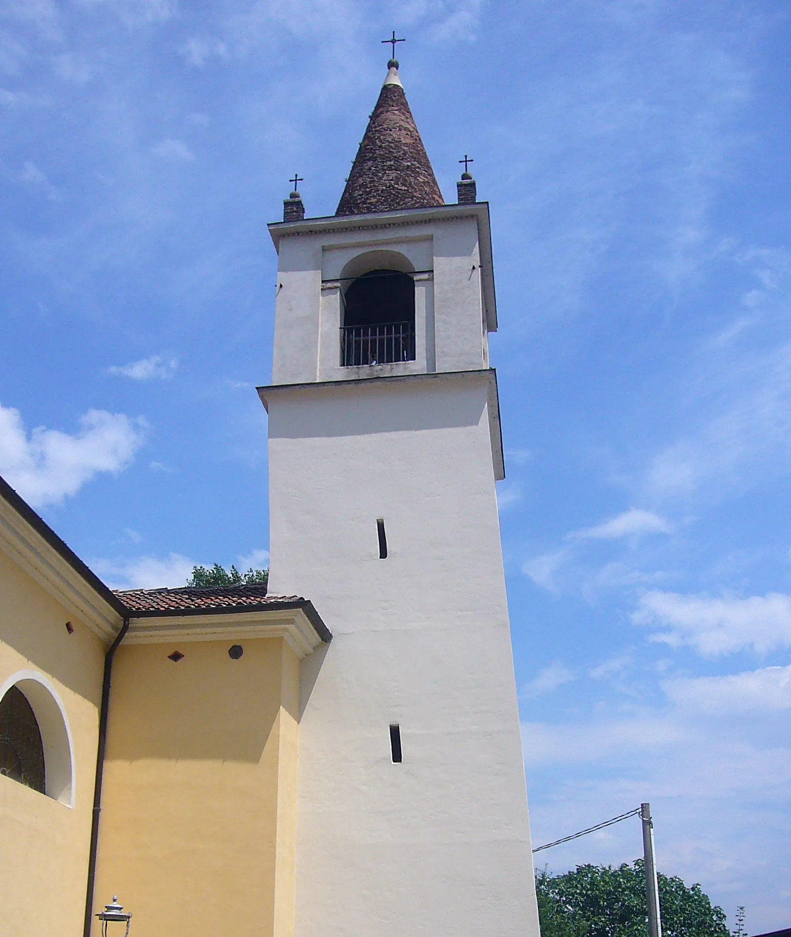 Photo showing: Il campanile della pieve di Santa Maria a Pievebelvicino, frazione di Torrebelvicino, in Veneto