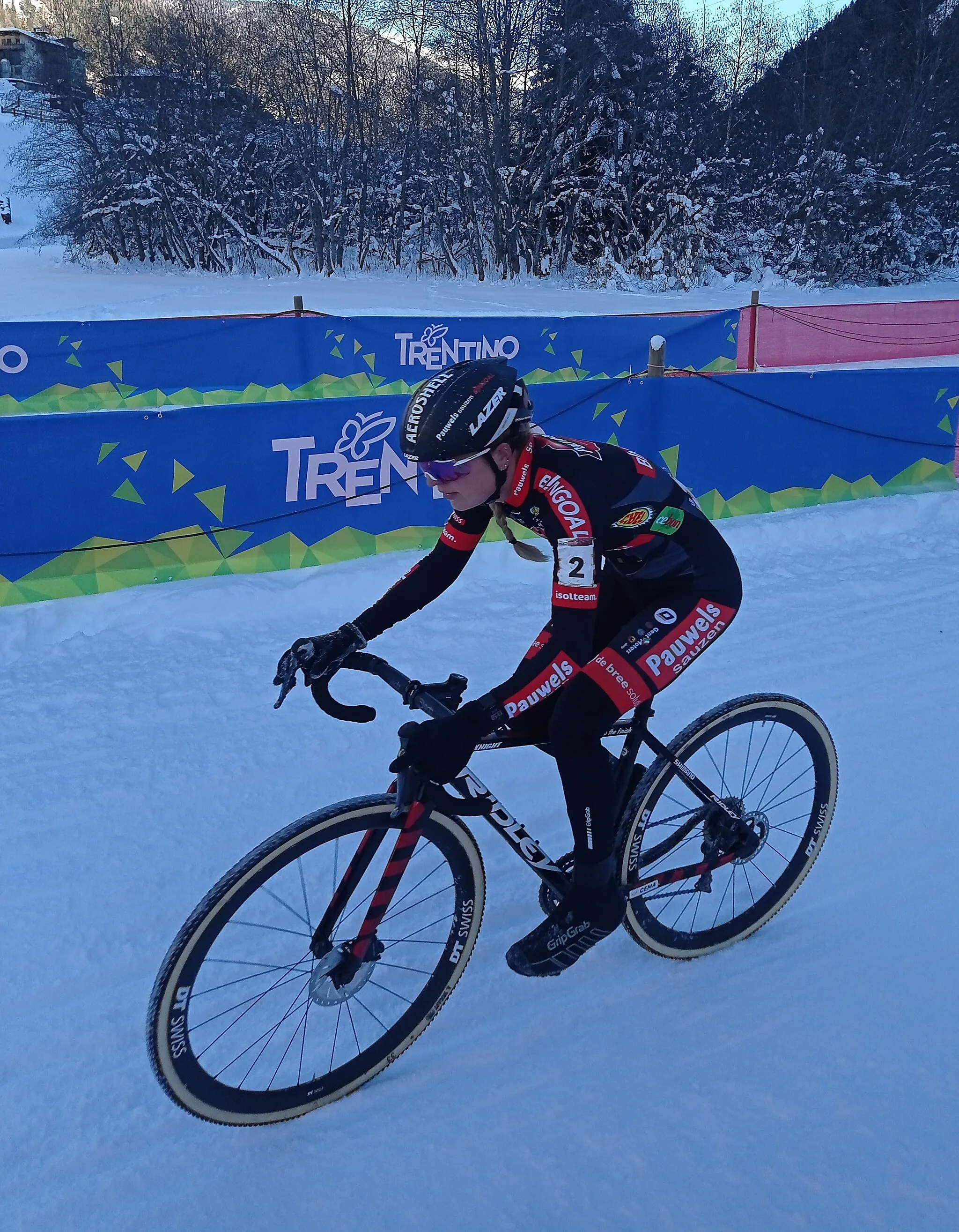 Photo showing: Dutch rider Denise Betsema during 2021–22 UCI Cyclo-cross World Cup event in Val di Sole, Italy