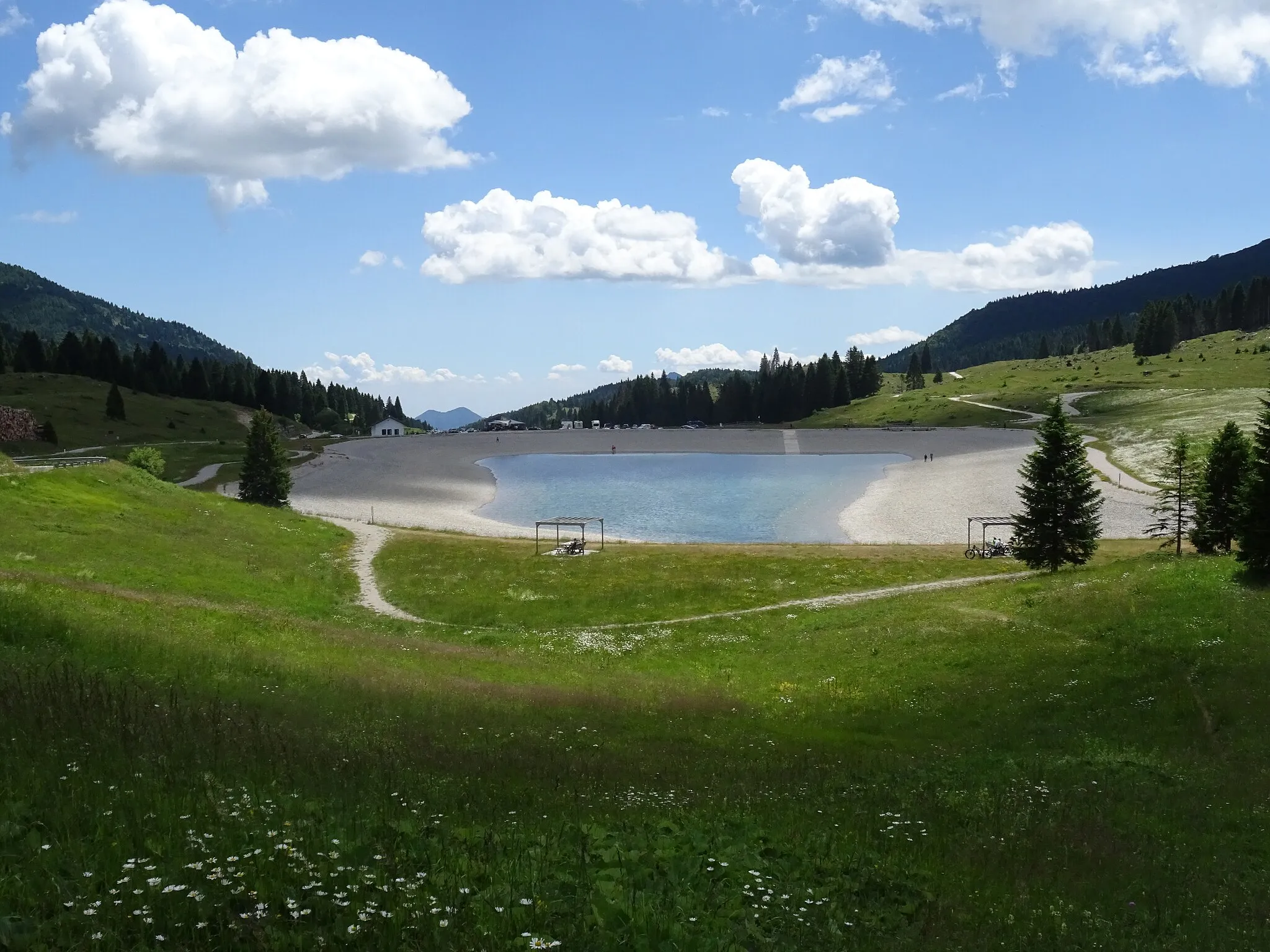 Photo showing: Lake Coe (Folgaria, Trentino, Italy)