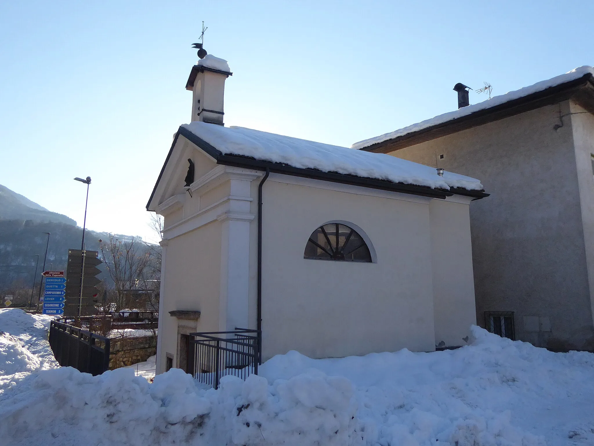 Photo showing: Cressino (Campodenno, Trentino, Italy), Our Lady of Sorrows chapel