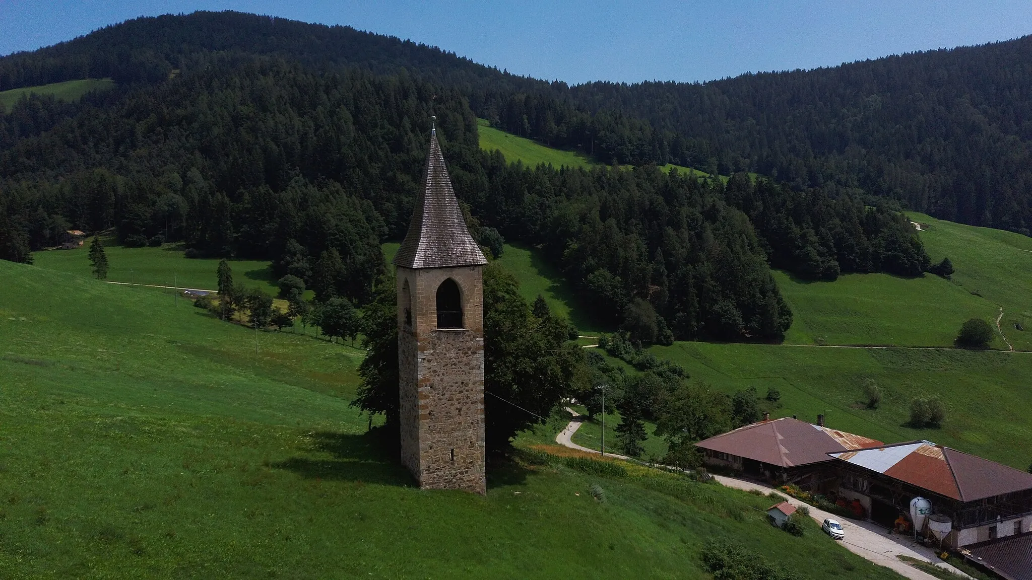 Photo showing: Tregiovo (Novella, Trentino, Italy) - Old belltower