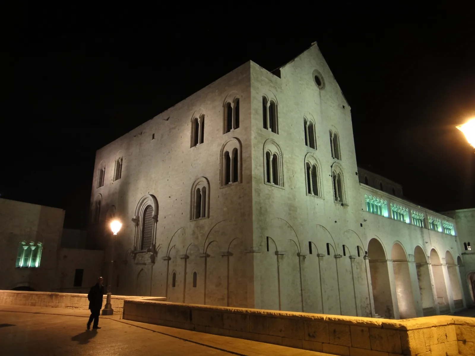 Photo showing: Bari