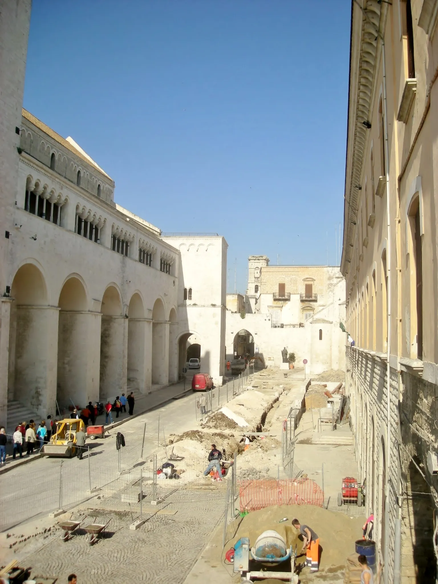 Photo showing: Bari.