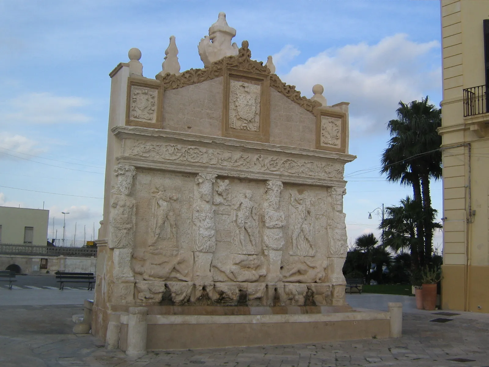 Photo showing: Fontana Ellenistica Gallipoli