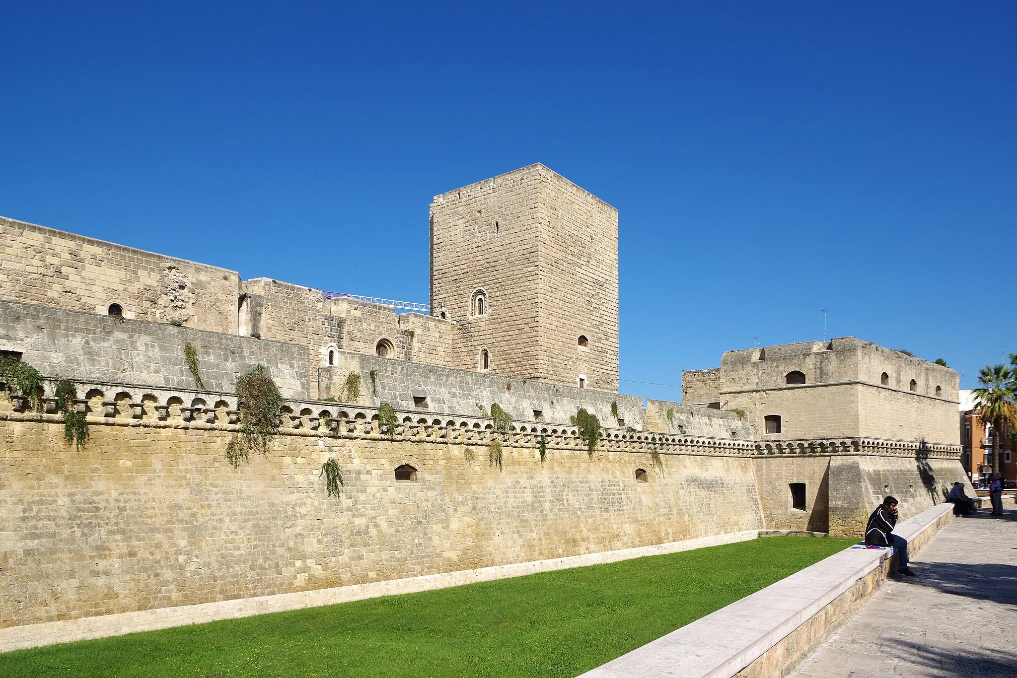 Photo showing: Italy, Bari, castle