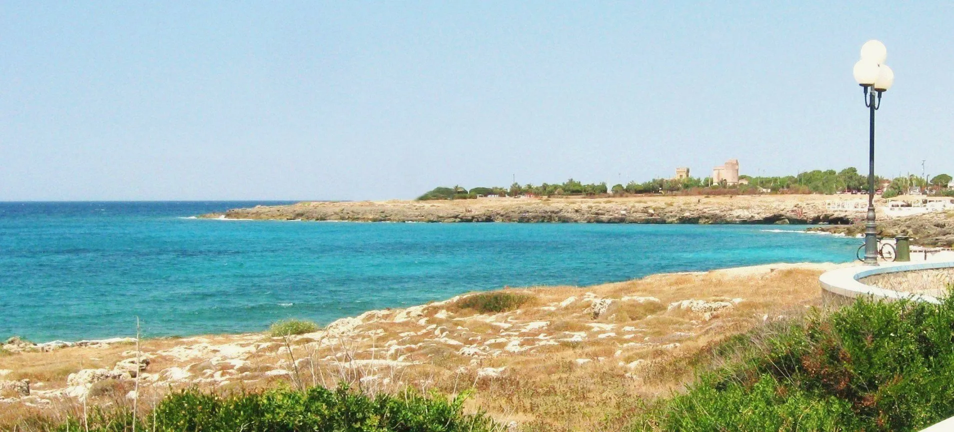 Photo showing: Una splendida panoramica della costa sud di torre suda