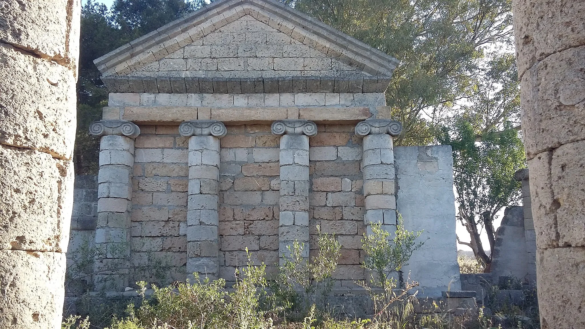 Photo showing: Tempietto Idolo del II secolo